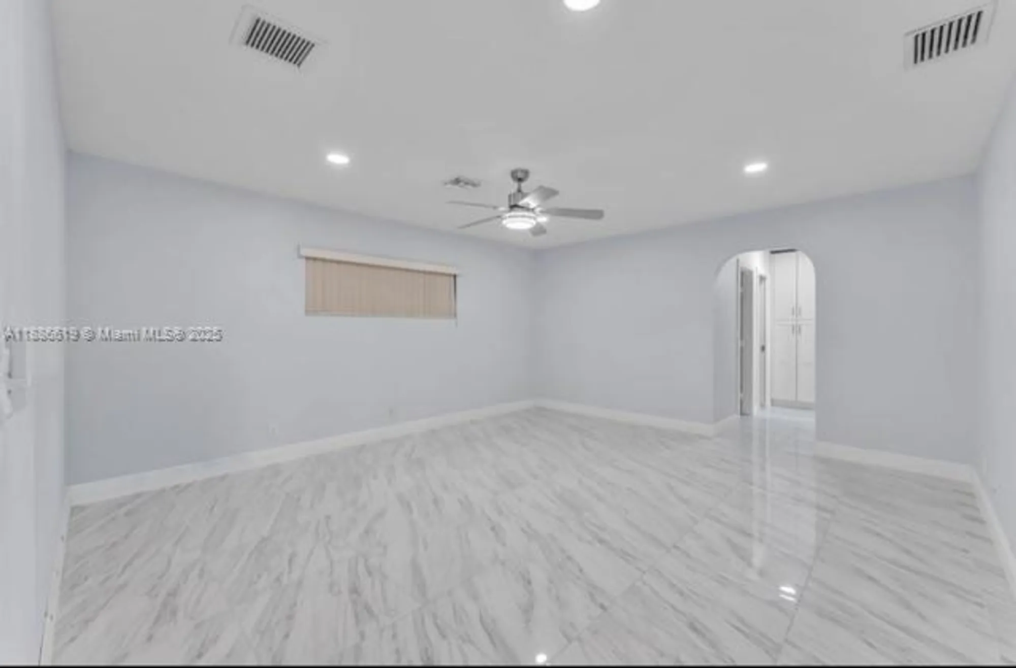 Property Slideshow image 19 of 37 | 10668 greentrail dr, Boynton Beach, FL, 33436