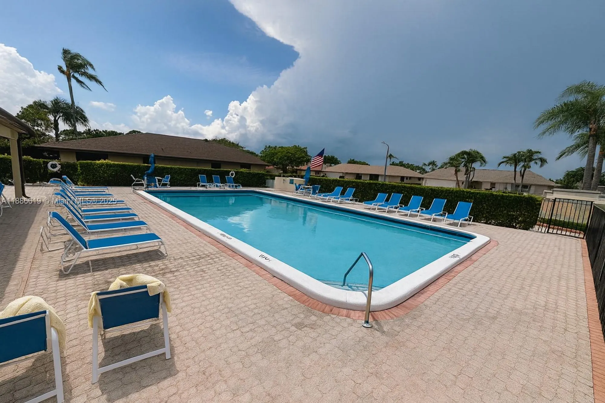 Property Slideshow image 35 of 37 | 10668 greentrail dr, Boynton Beach, FL, 33436