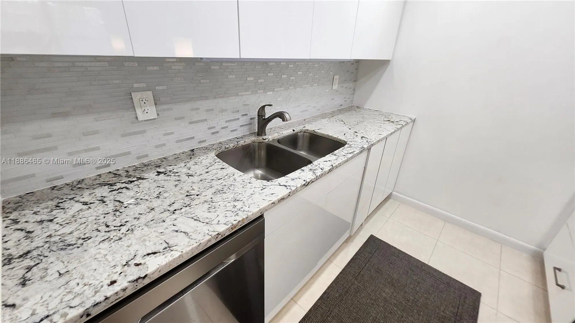 Property Slideshow image 11 of 54 | 2144 cambridge g # 2144, Deerfield Beach, FL, 33442