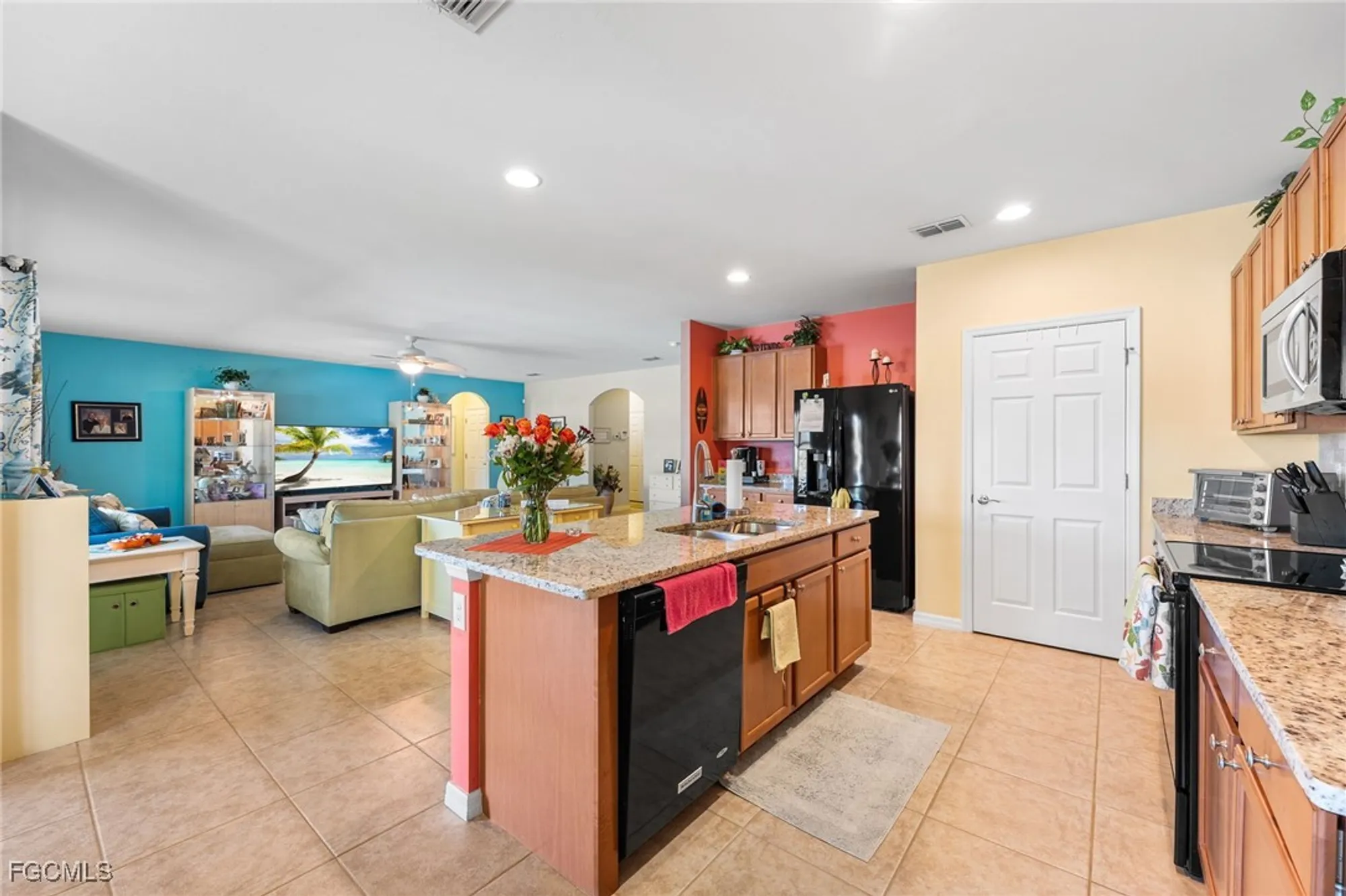 Property Slideshow image 14 of 37 | 3079 apple blossom dr, Alva, FL, 33920