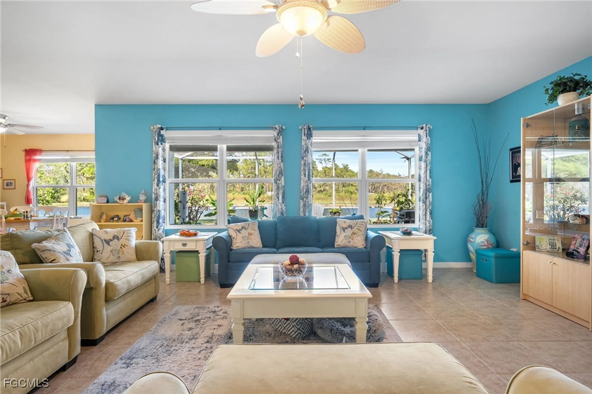 Property Slideshow image 11 of 37 | 3079 apple blossom dr, Alva, FL, 33920