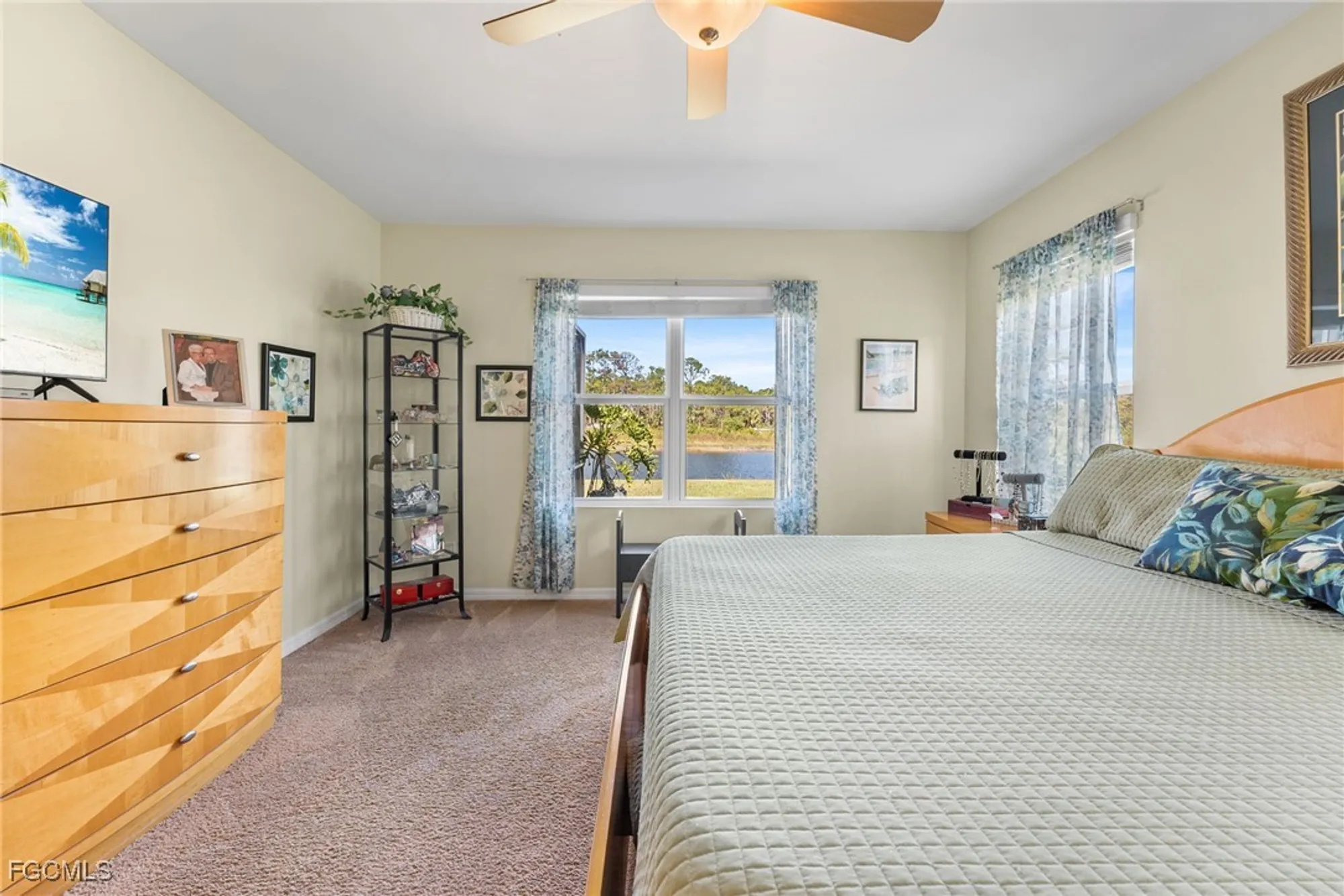 Property Slideshow image 21 of 37 | 3079 apple blossom dr, Alva, FL, 33920