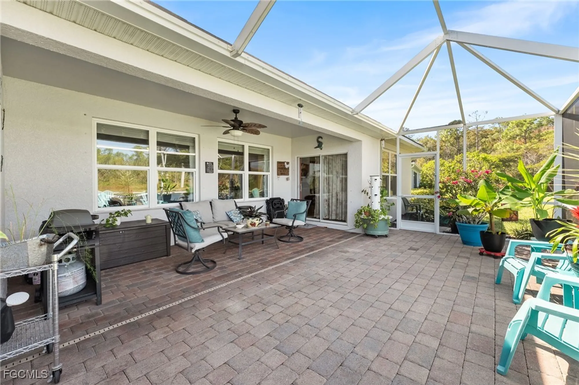 Property Slideshow image 31 of 37 | 3079 apple blossom dr, Alva, FL, 33920