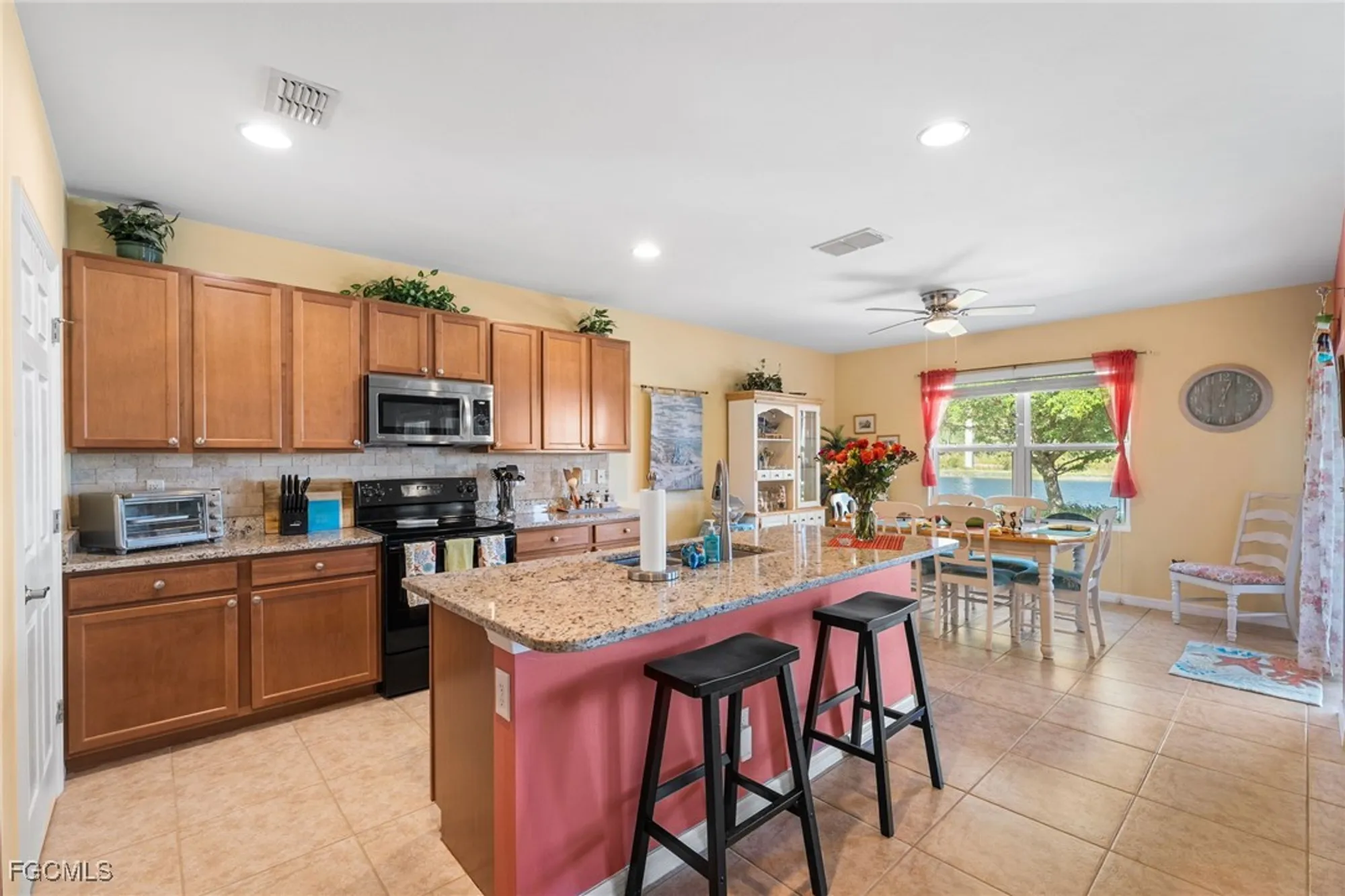 Property Slideshow image 8 of 37 | 3079 apple blossom dr, Alva, FL, 33920