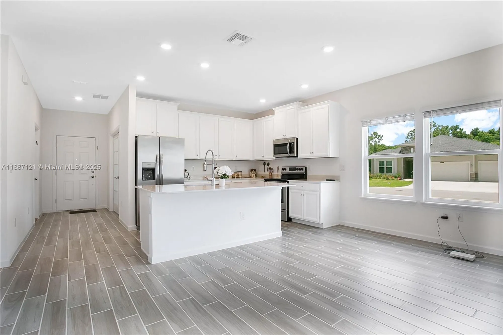 Property Slideshow image 6 of 37 | 7796 sw 74th lp lp, Ocala, FL, 34481