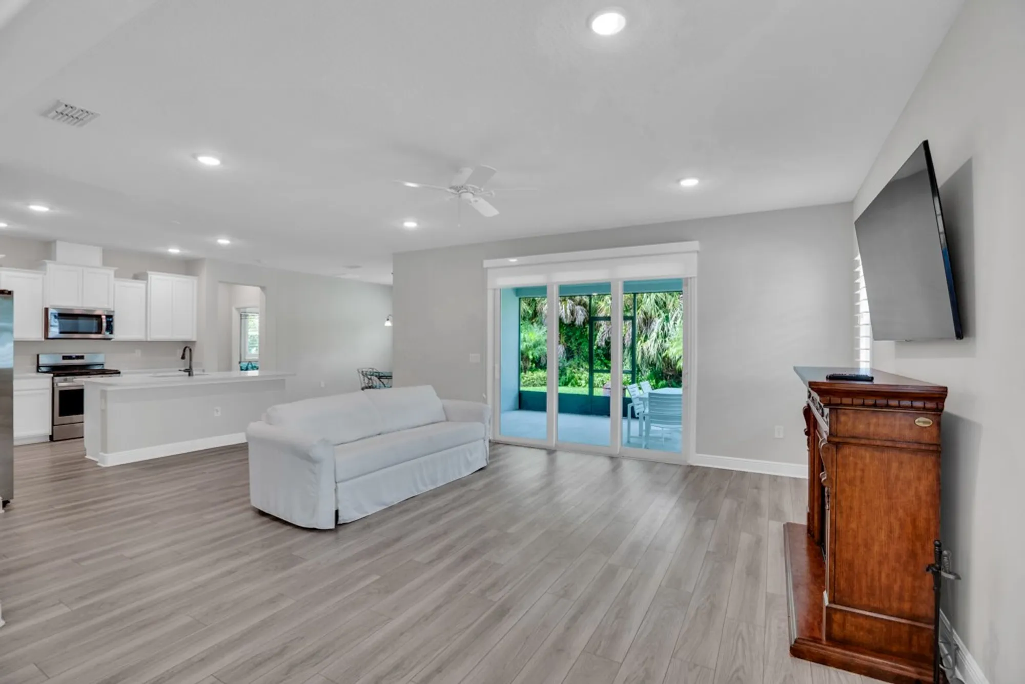 Property Slideshow image 11 of 34 | 3559 wild banyan way, Vero Beach, FL, 32966