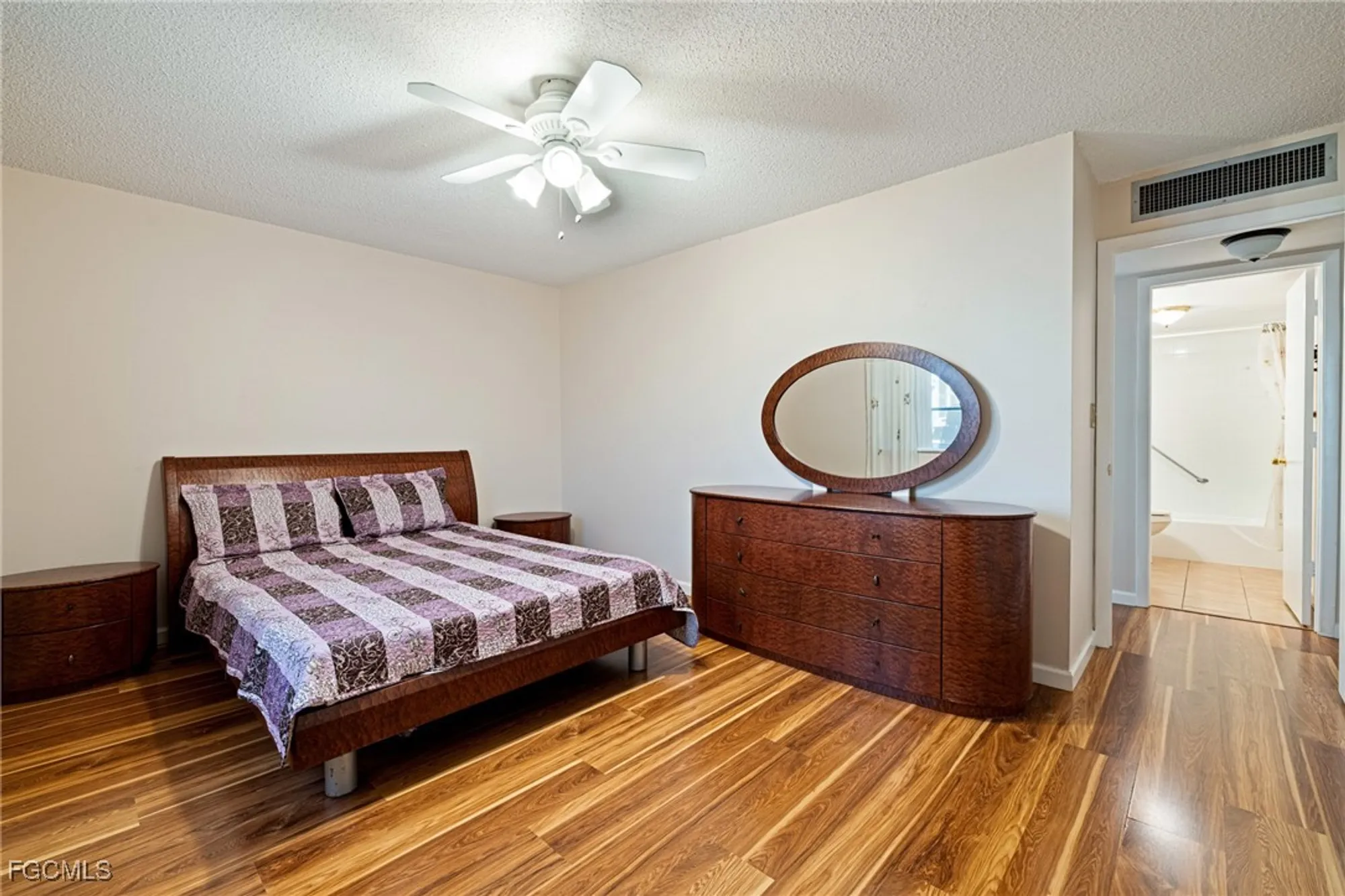Property Slideshow image 17 of 48 | 1828 pine valley dr 109, Fort Myers, FL, 33907