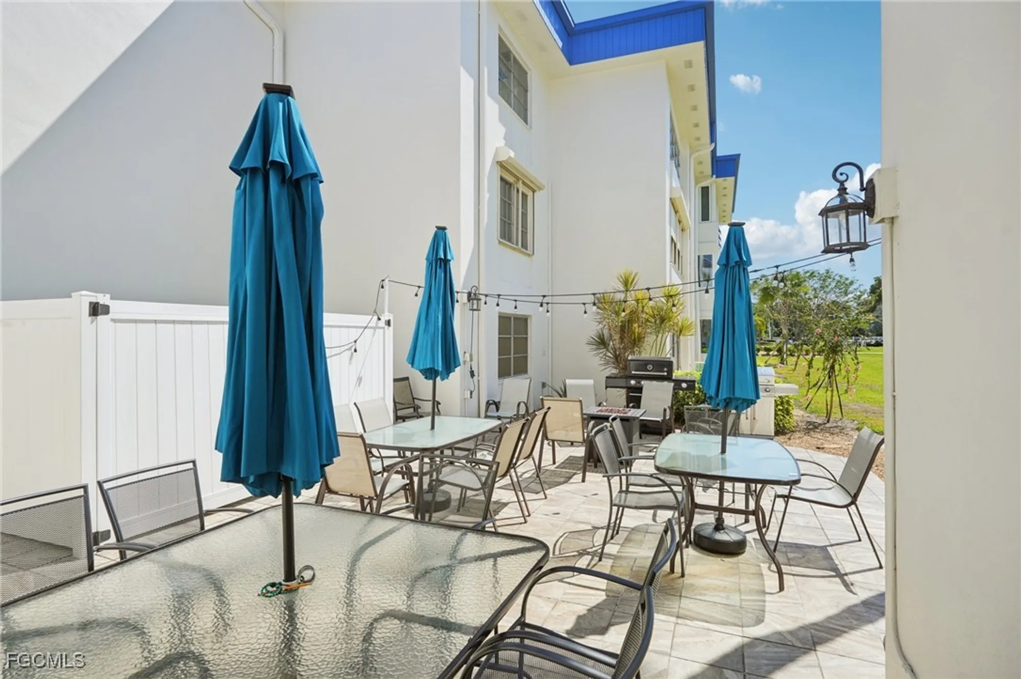Property Slideshow image 34 of 48 | 1828 pine valley dr 109, Fort Myers, FL, 33907