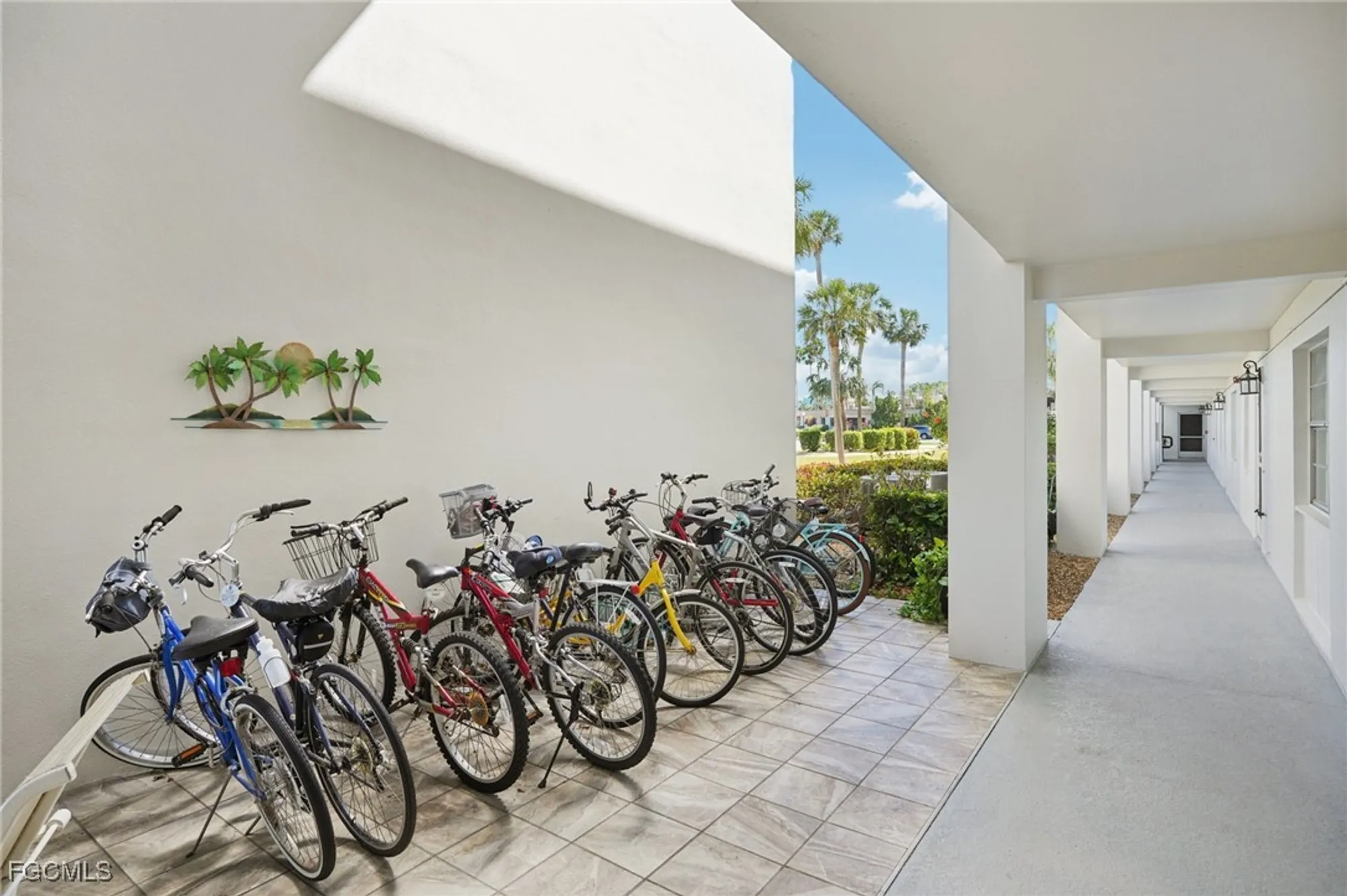 Property Slideshow image 35 of 48 | 1828 pine valley dr 109, Fort Myers, FL, 33907