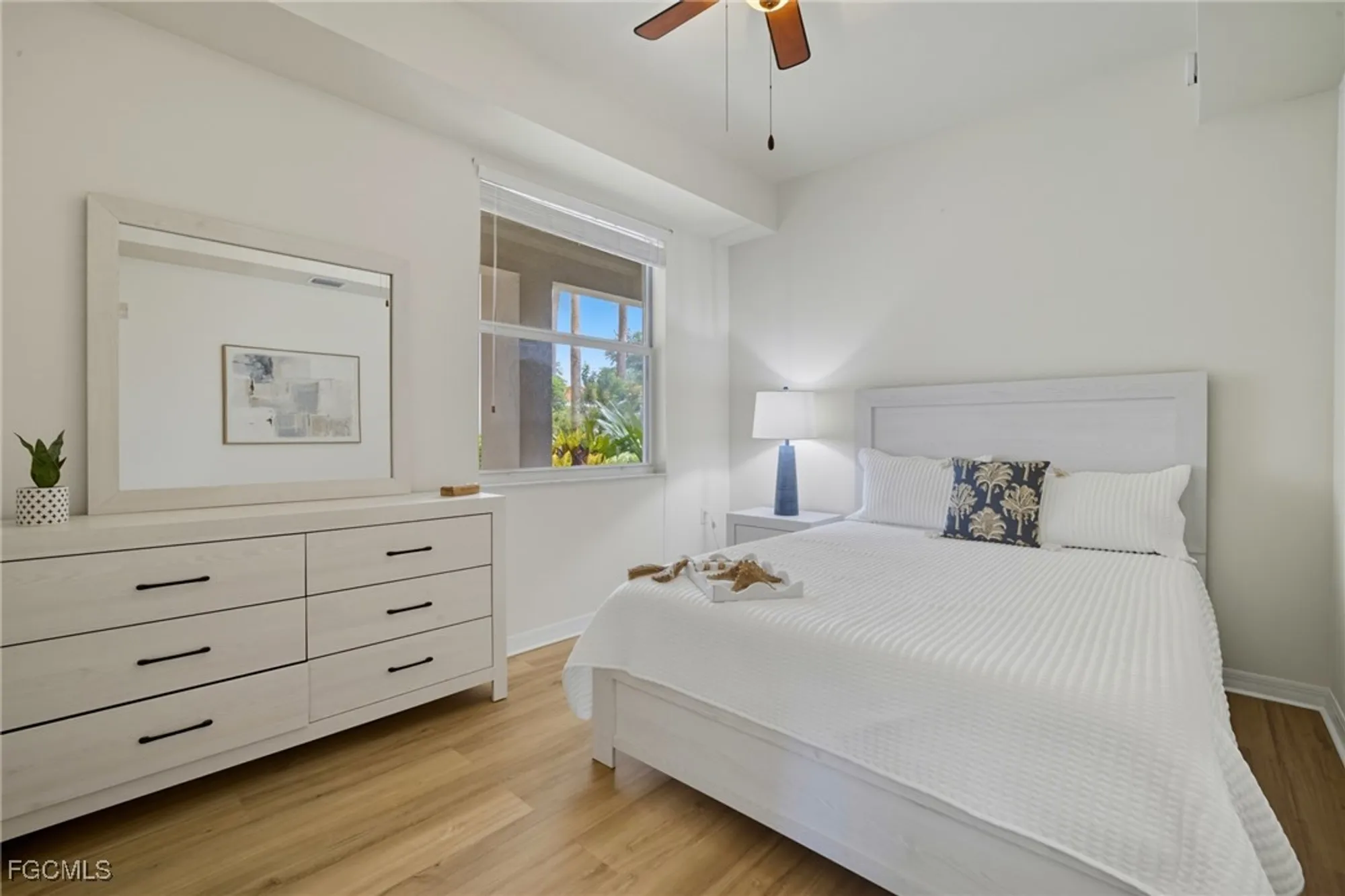 Property Slideshow image 19 of 50 | 10341 heritage bay blvd 1912, Naples, FL, 34120