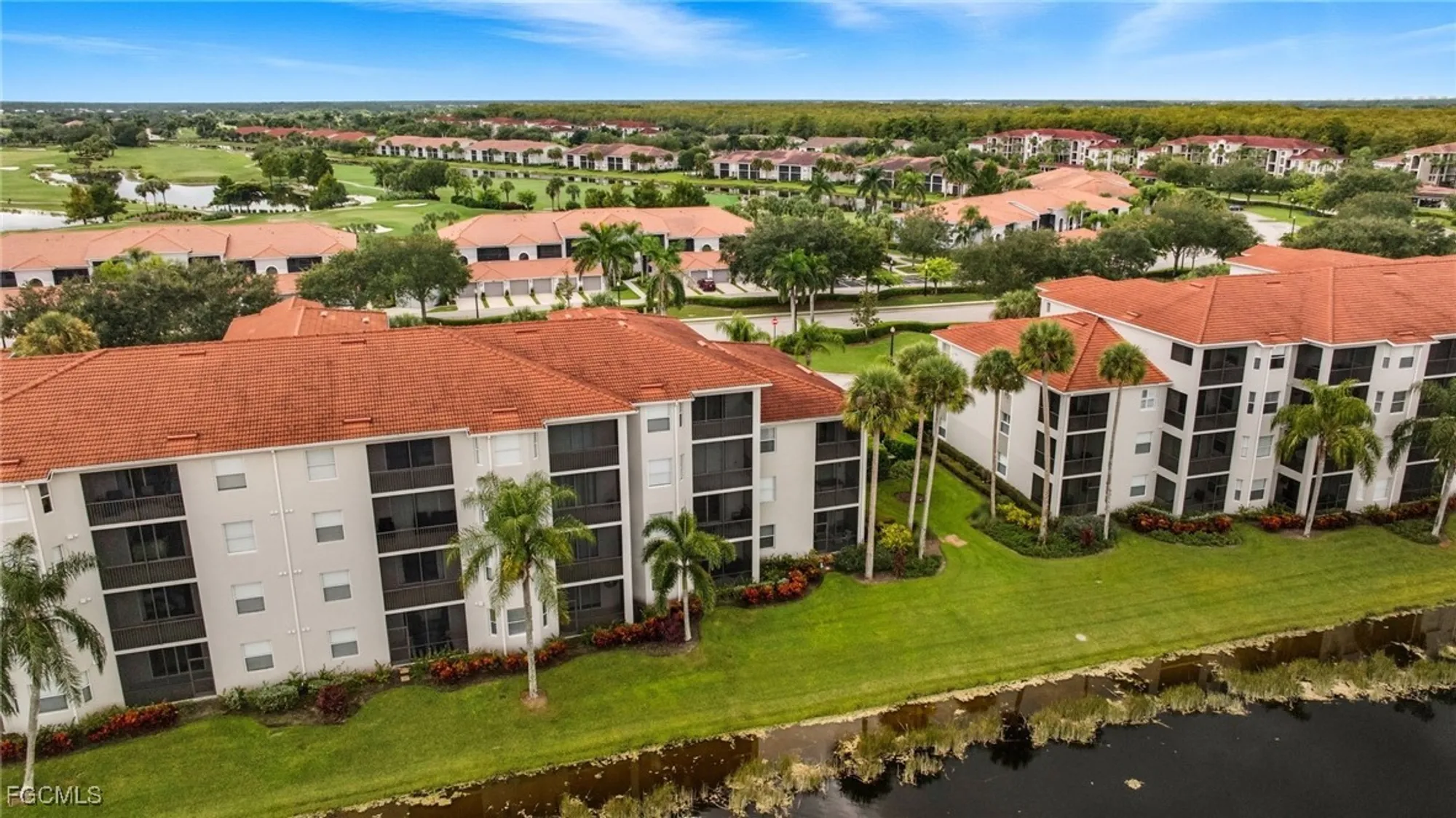 Property Slideshow image 35 of 50 | 10341 heritage bay blvd 1912, Naples, FL, 34120