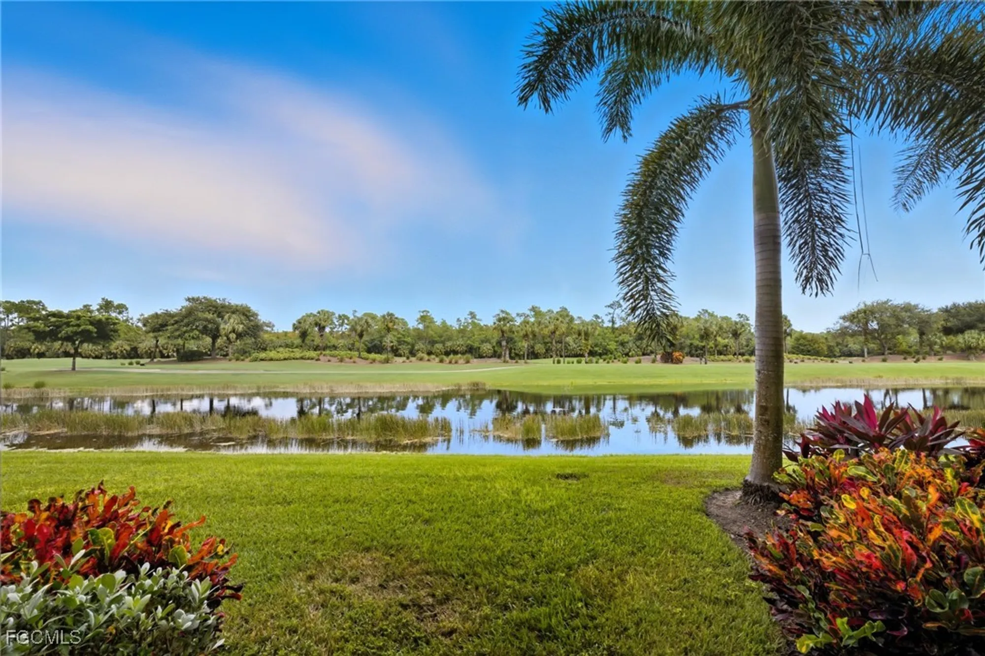Property Slideshow image 4 of 50 | 10341 heritage bay blvd 1912, Naples, FL, 34120