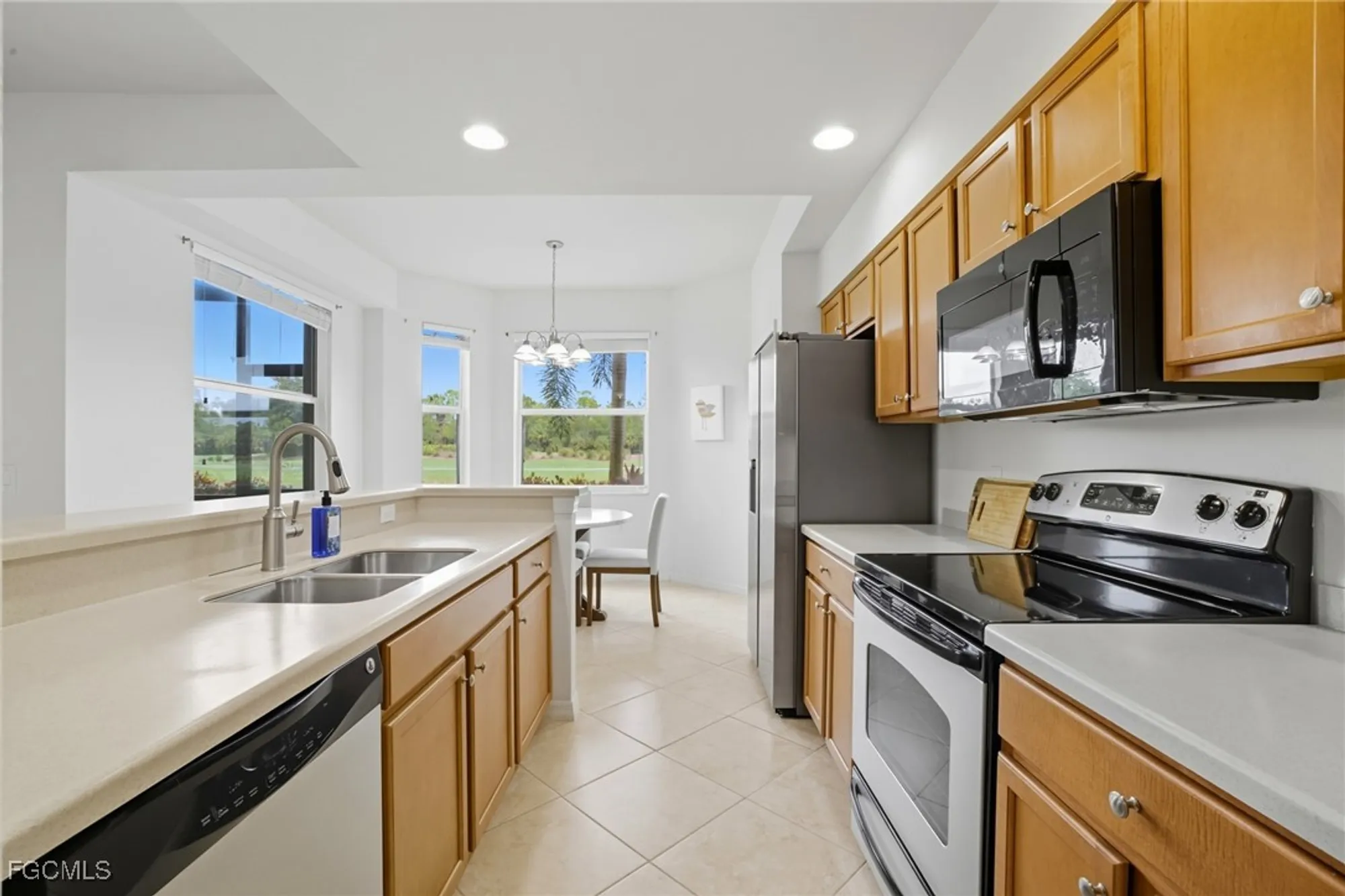 Property Slideshow image 8 of 50 | 10341 heritage bay blvd 1912, Naples, FL, 34120