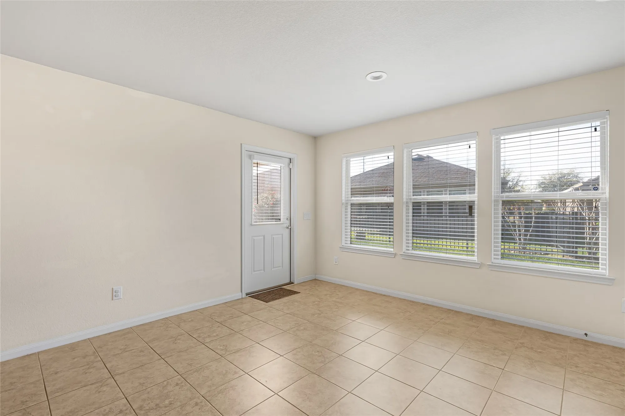 Property Slideshow image 13 of 36 | 3710 saddlebag way, Richmond, TX, 77469