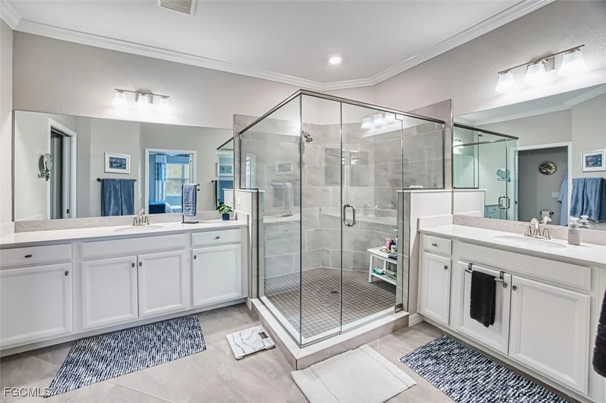 Property Slideshow image 19 of 47 | 12003 hawthorn lake dr unit 201, Fort Myers, FL, 33913