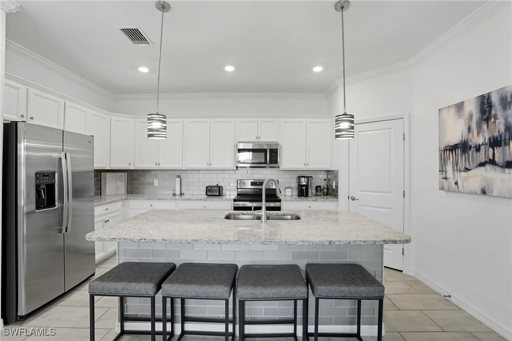 Property Slideshow image 14 of 50 | 11550 shady palm way, Fort Myers, FL, 33913