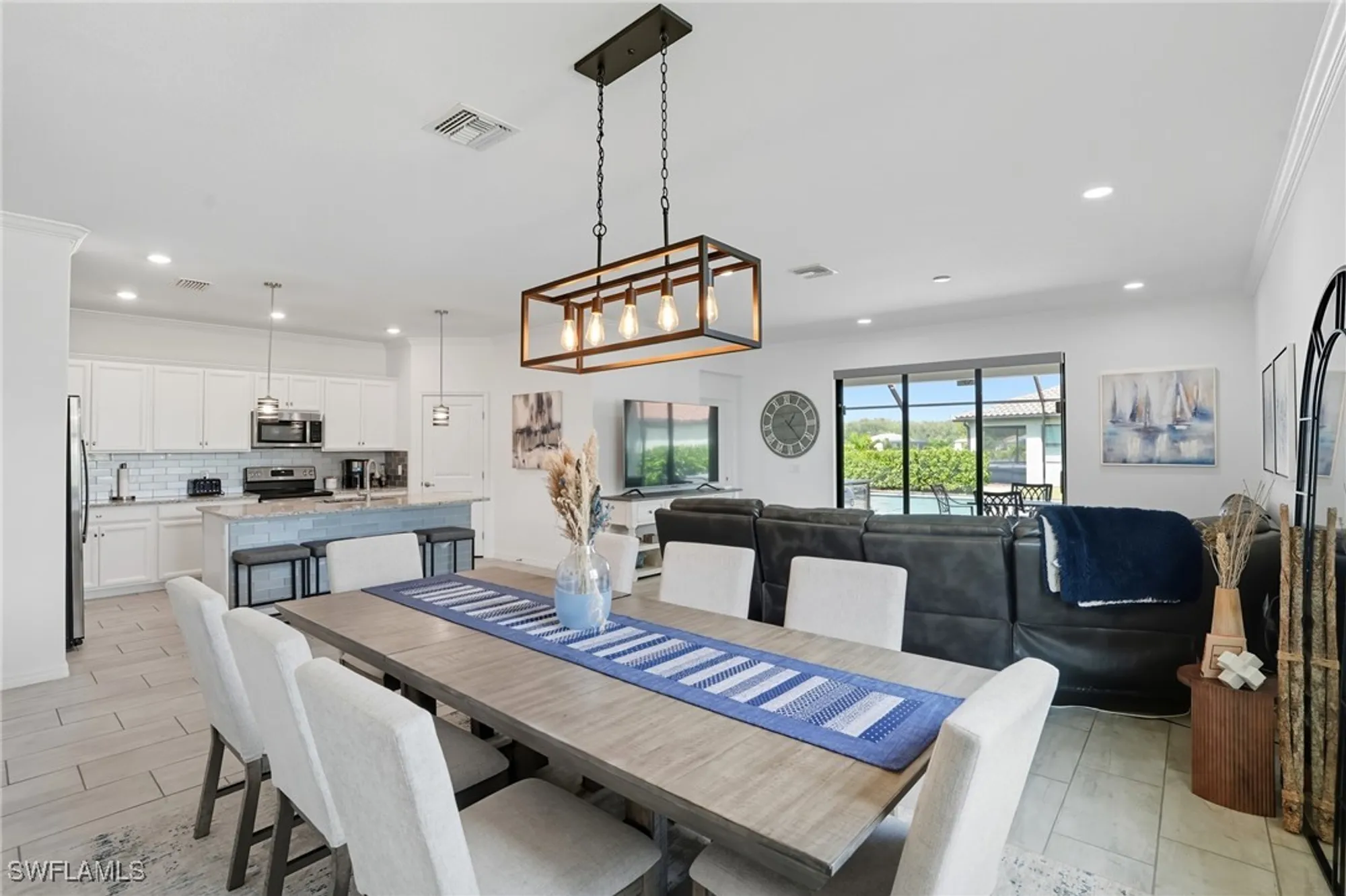 Property Slideshow image 13 of 50 | 11550 shady palm way, Fort Myers, FL, 33913