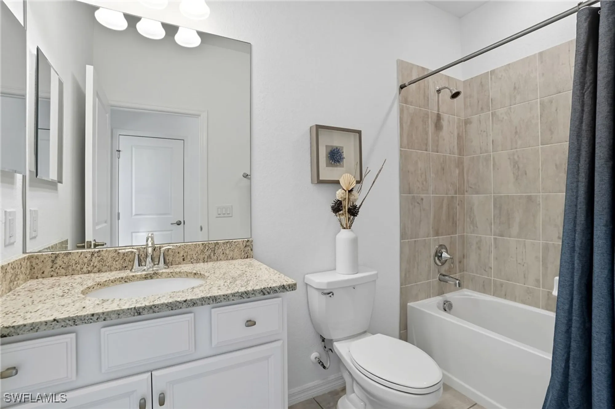 Property Slideshow image 4 of 50 | 11550 shady palm way, Fort Myers, FL, 33913
