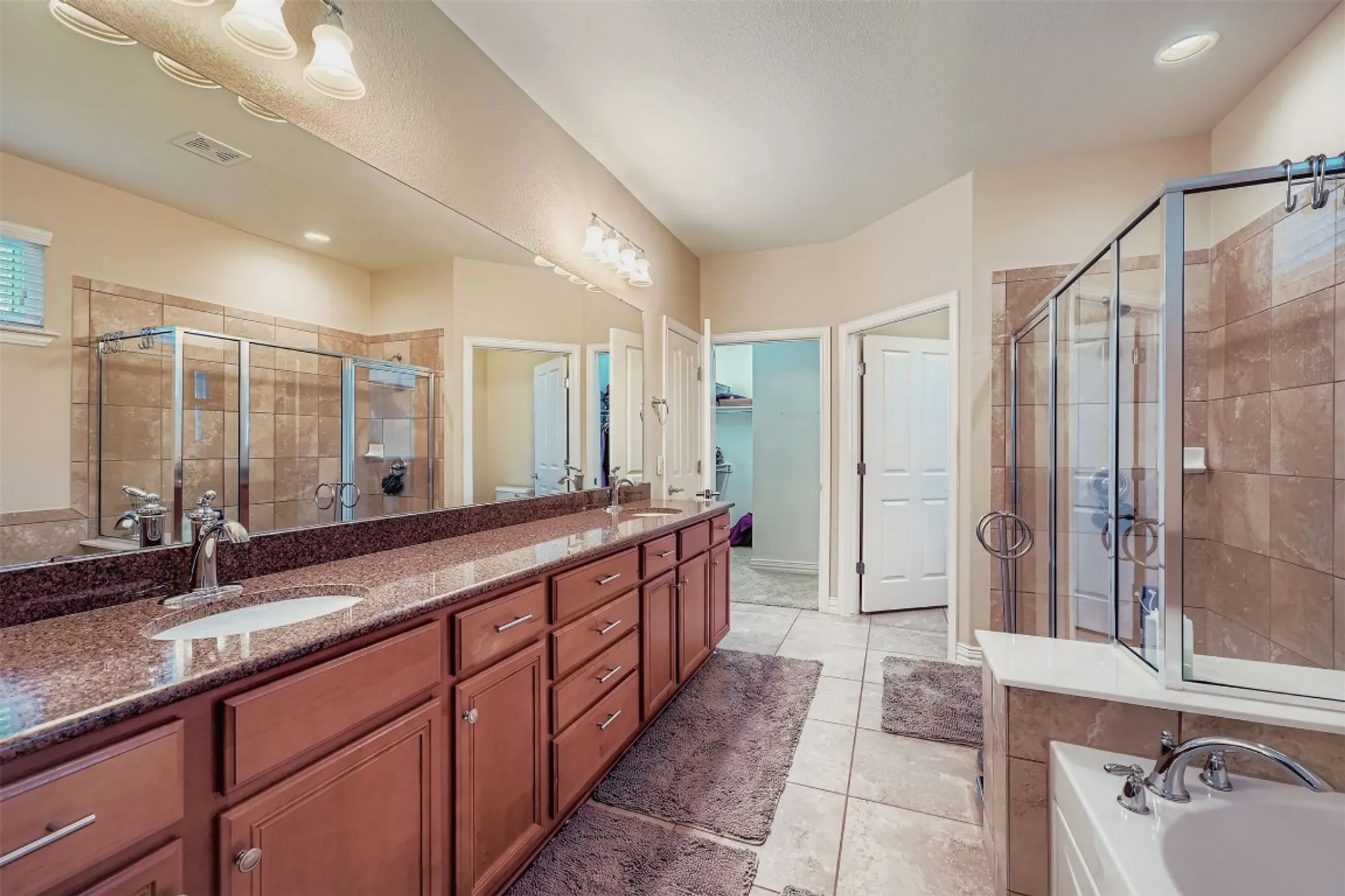 Property Slideshow image 19 of 34 | 304 pipe creek ln, Georgetown, TX, 78633