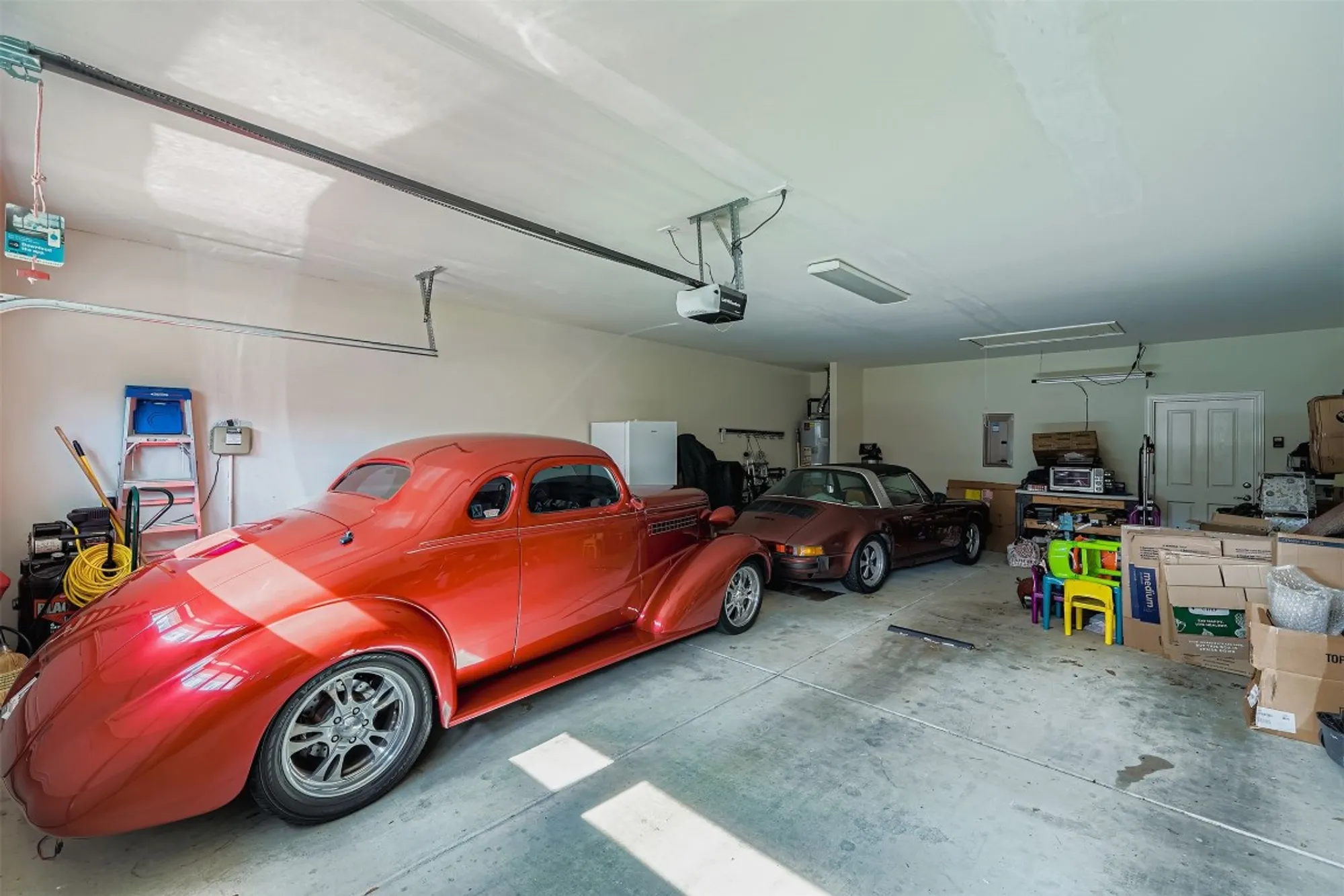 Property Slideshow image 27 of 34 | 304 pipe creek ln, Georgetown, TX, 78633