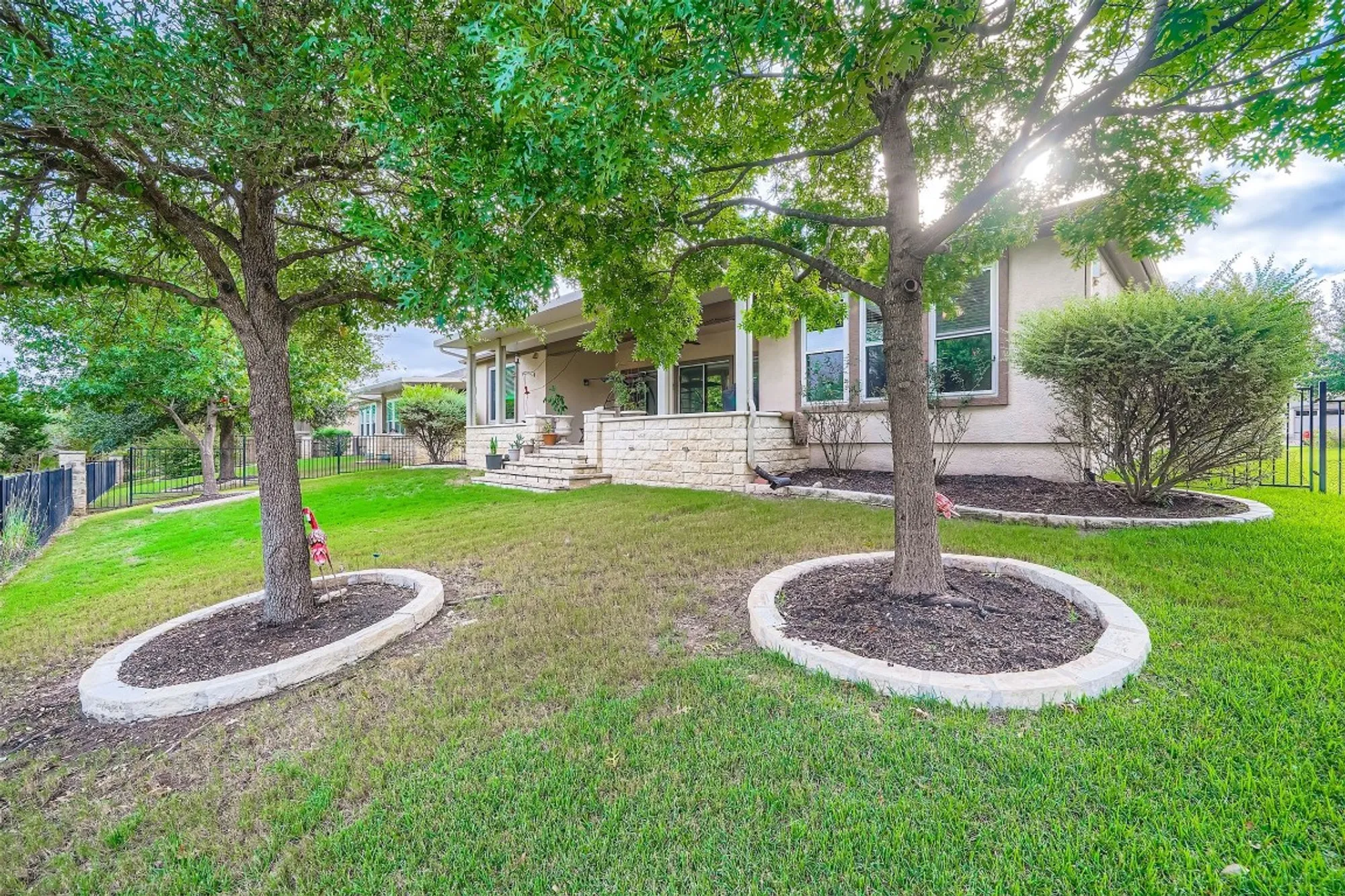 Property Slideshow image 30 of 34 | 304 pipe creek ln, Georgetown, TX, 78633
