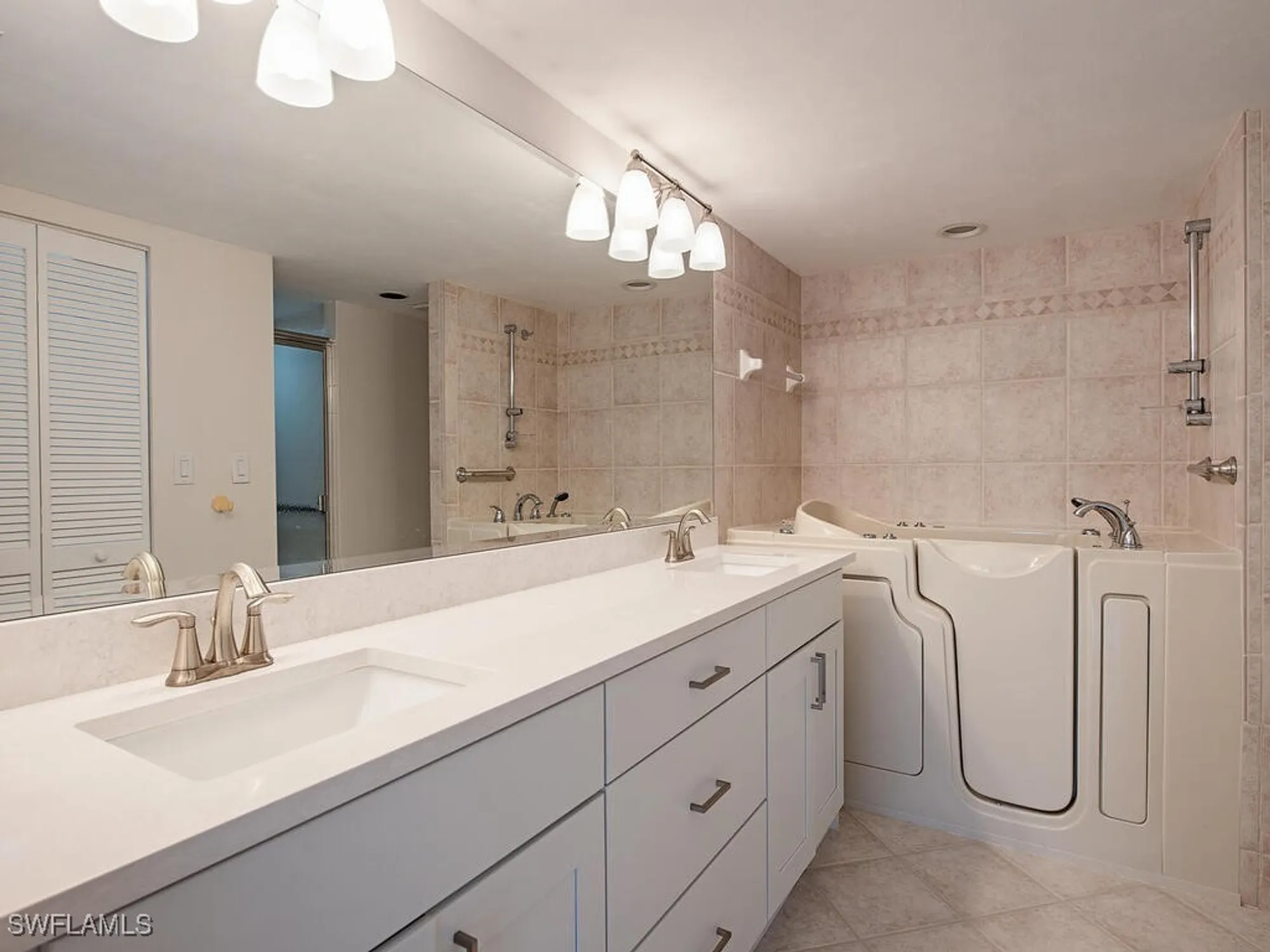 Property Slideshow image 6 of 27 | 6371 pelican bay blvd # n3, Naples, FL, 34108