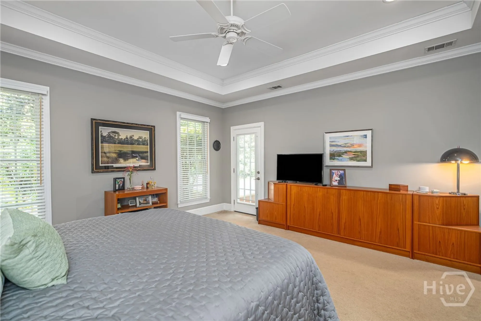 Property Slideshow image 21 of 44 | 1 gumtree ln, Savannah, GA, 31411