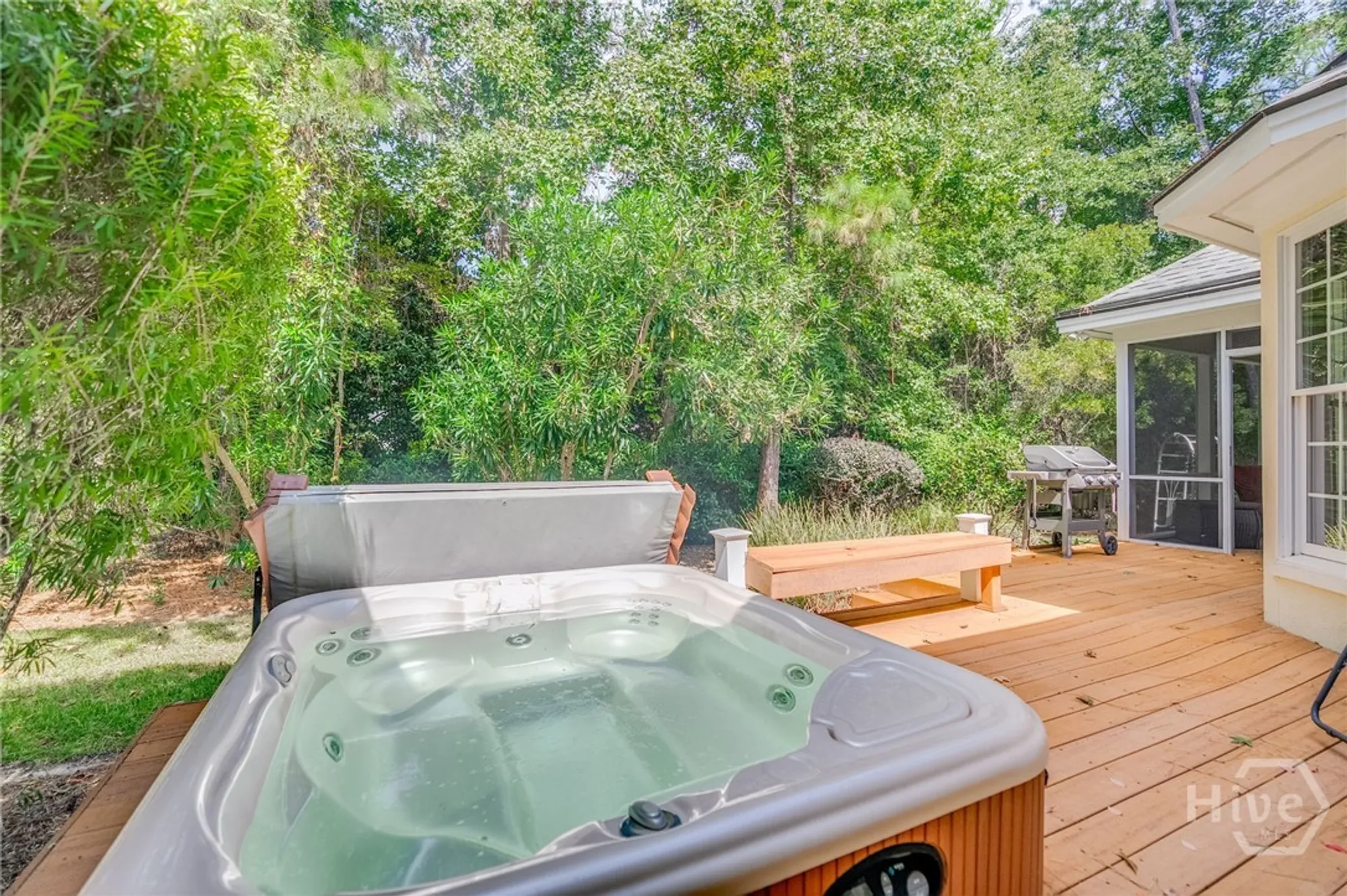 Property Slideshow image 34 of 44 | 1 gumtree ln, Savannah, GA, 31411