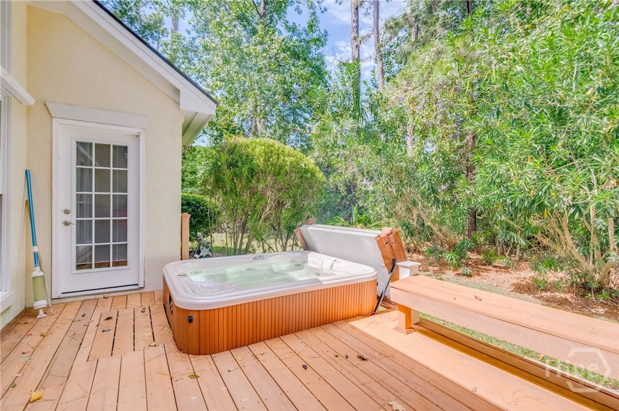 Property Slideshow image 33 of 44 | 1 gumtree ln, Savannah, GA, 31411