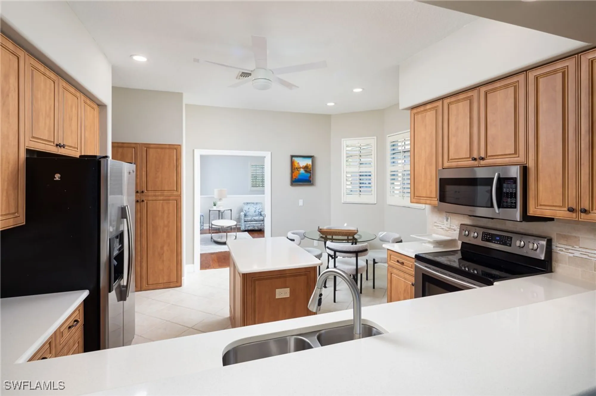 Property Slideshow image 11 of 31 | 673 vintage reserve cir # 11c, Naples, FL, 34119