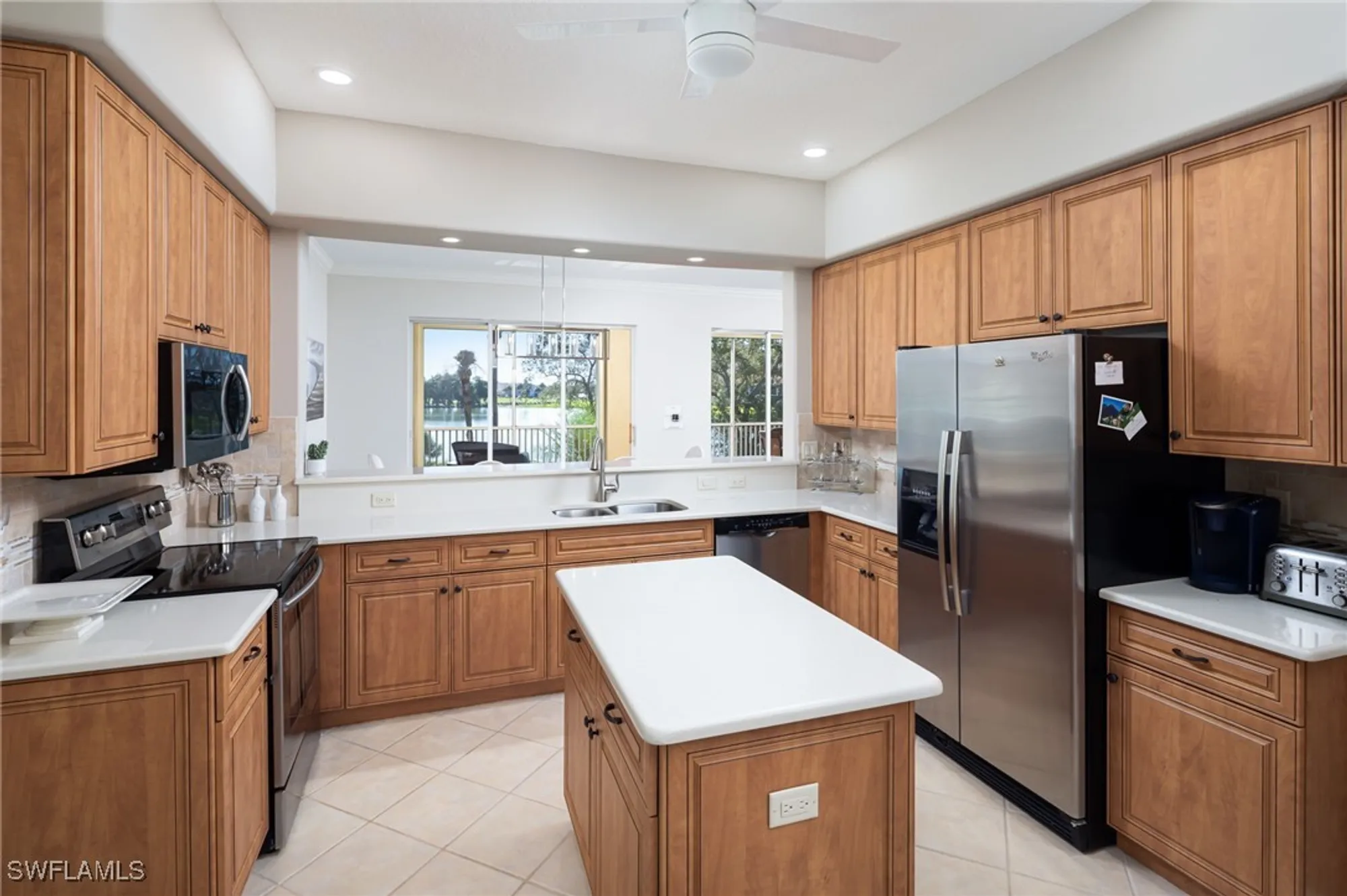 Property Slideshow image 12 of 31 | 673 vintage reserve cir # 11c, Naples, FL, 34119