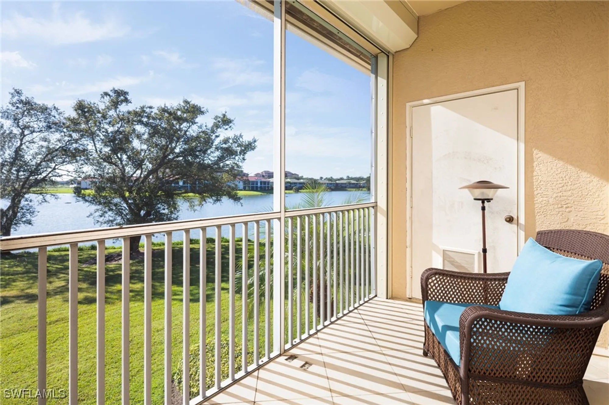 Property Slideshow image 8 of 31 | 673 vintage reserve cir # 11c, Naples, FL, 34119