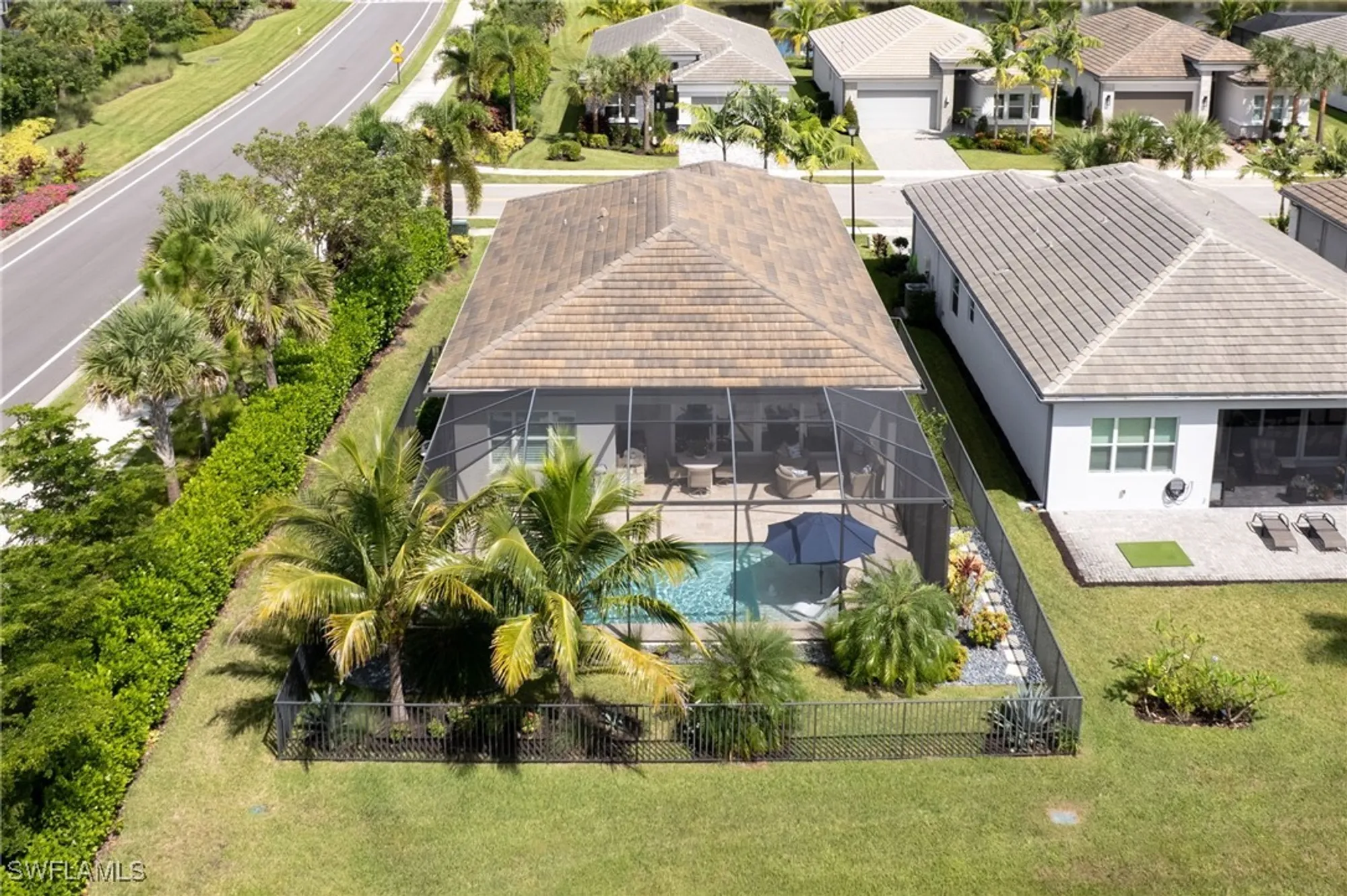 Property Slideshow image 28 of 49 | 11555 jacaranda dr, Naples, FL, 34120