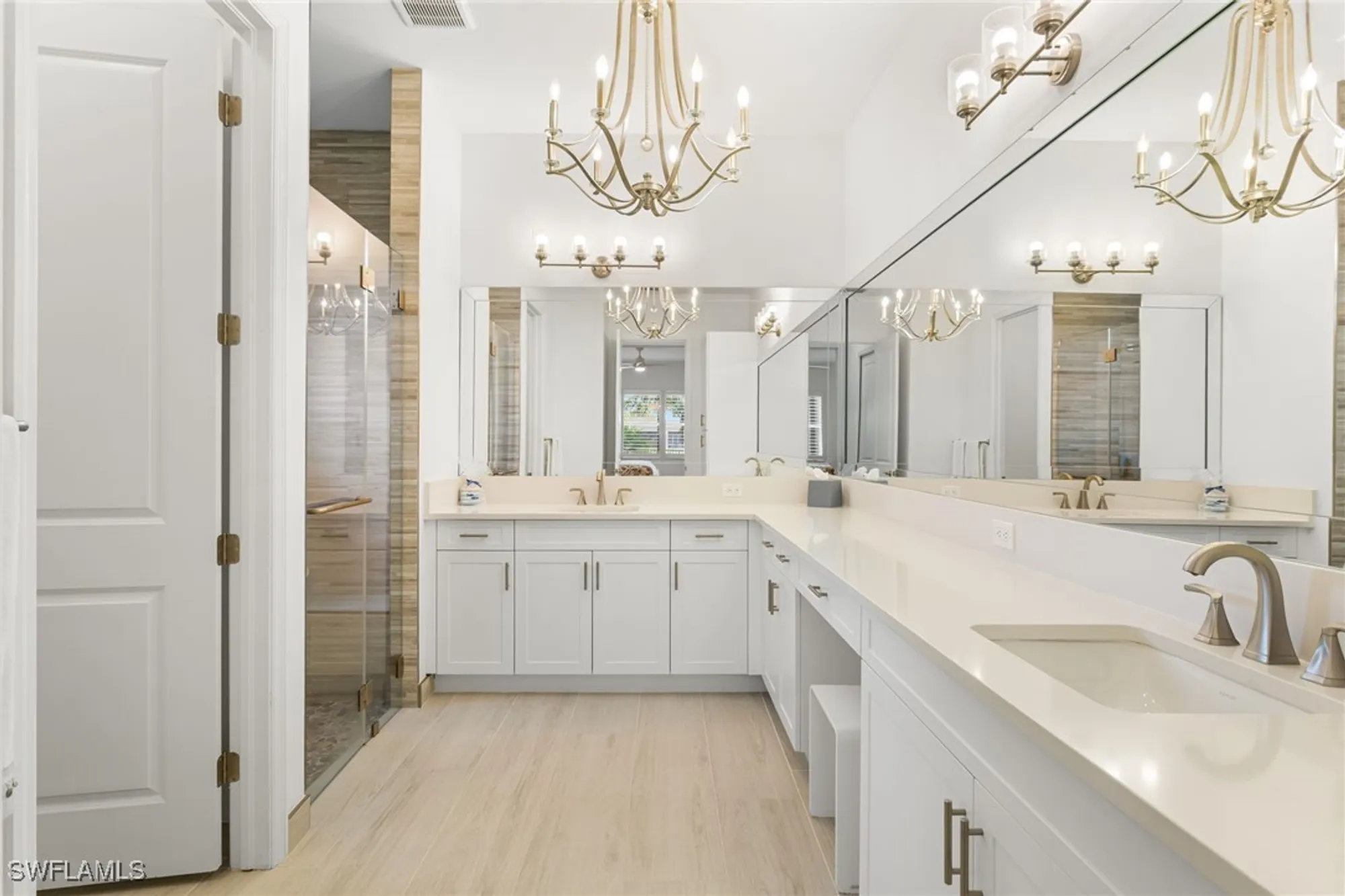 Property Slideshow image 21 of 49 | 11555 jacaranda dr, Naples, FL, 34120