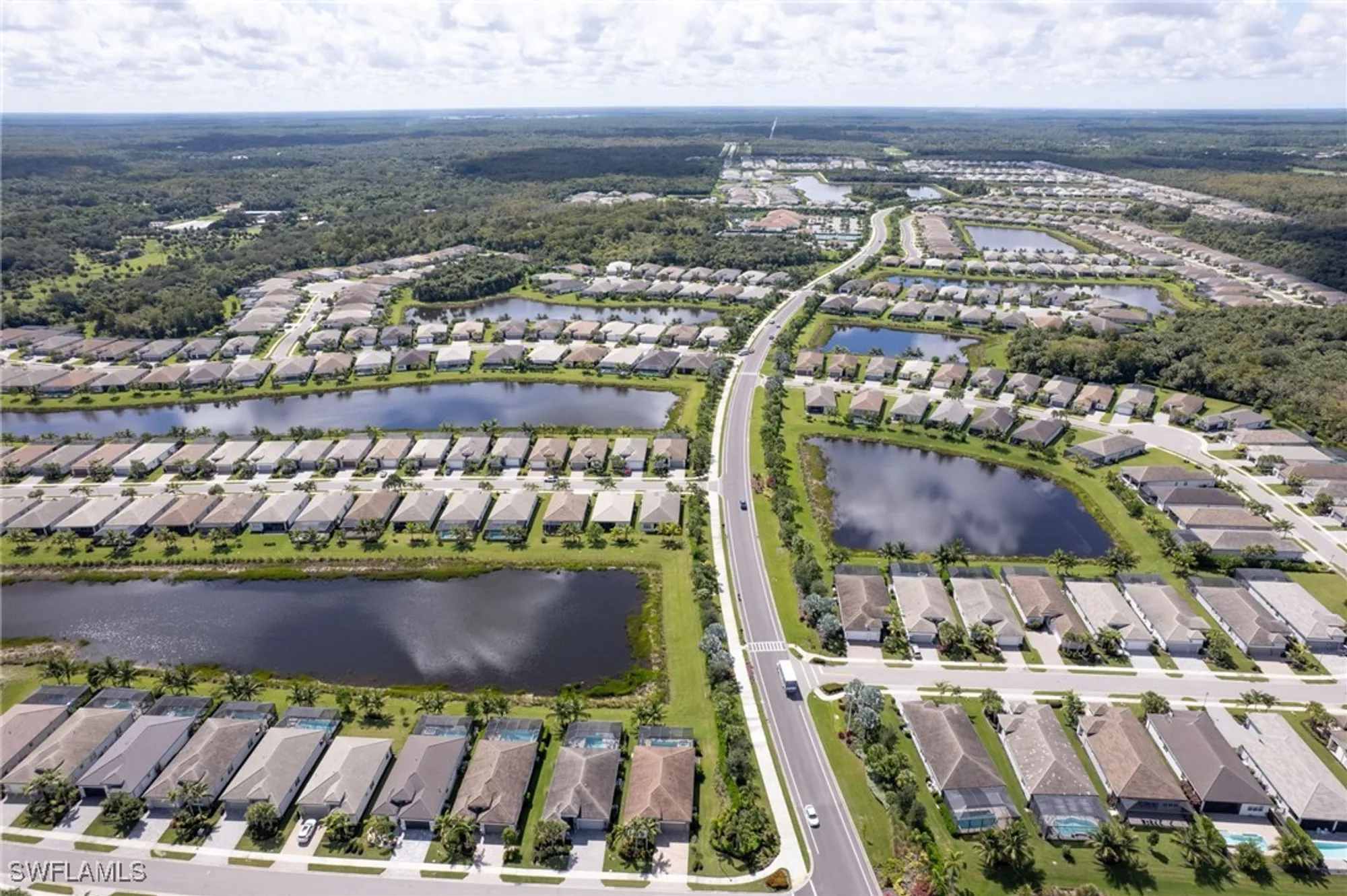 Property Slideshow image 37 of 49 | 11555 jacaranda dr, Naples, FL, 34120