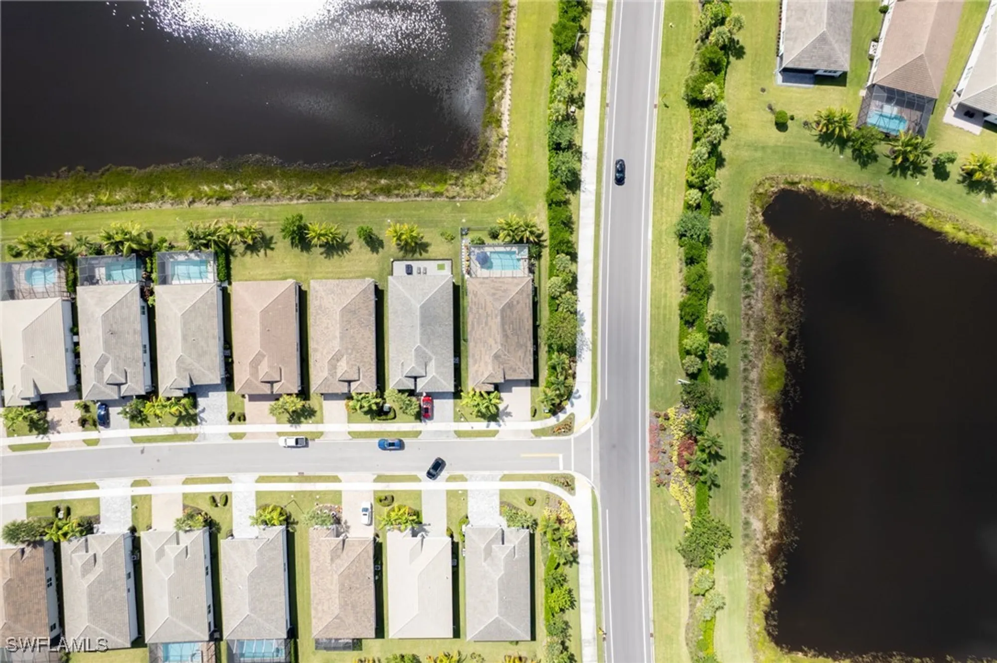 Property Slideshow image 30 of 49 | 11555 jacaranda dr, Naples, FL, 34120