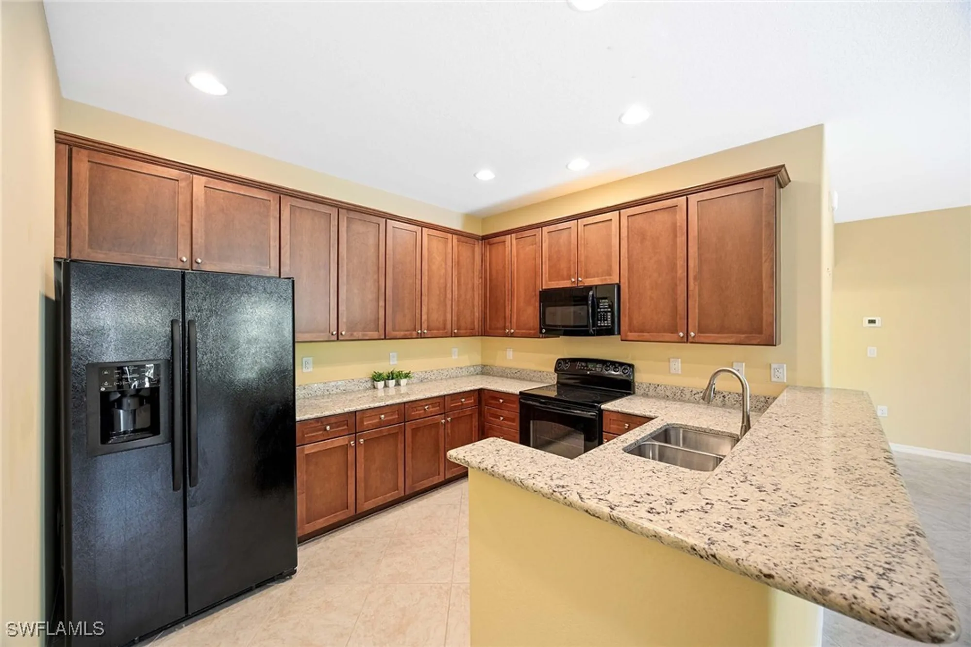 Property Slideshow image 10 of 41 | 9036 alturas st 3603, Naples, FL, 34113
