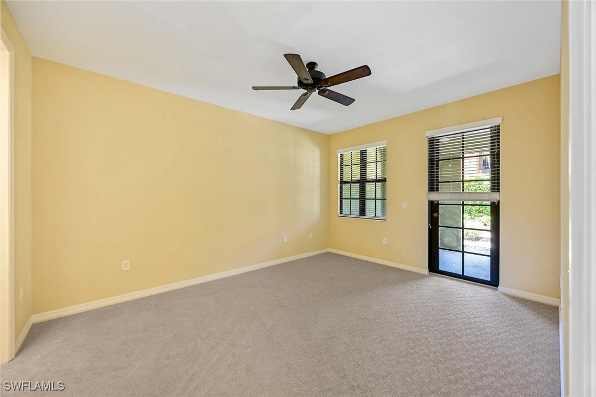 Property Slideshow image 11 of 41 | 9036 alturas st 3603, Naples, FL, 34113