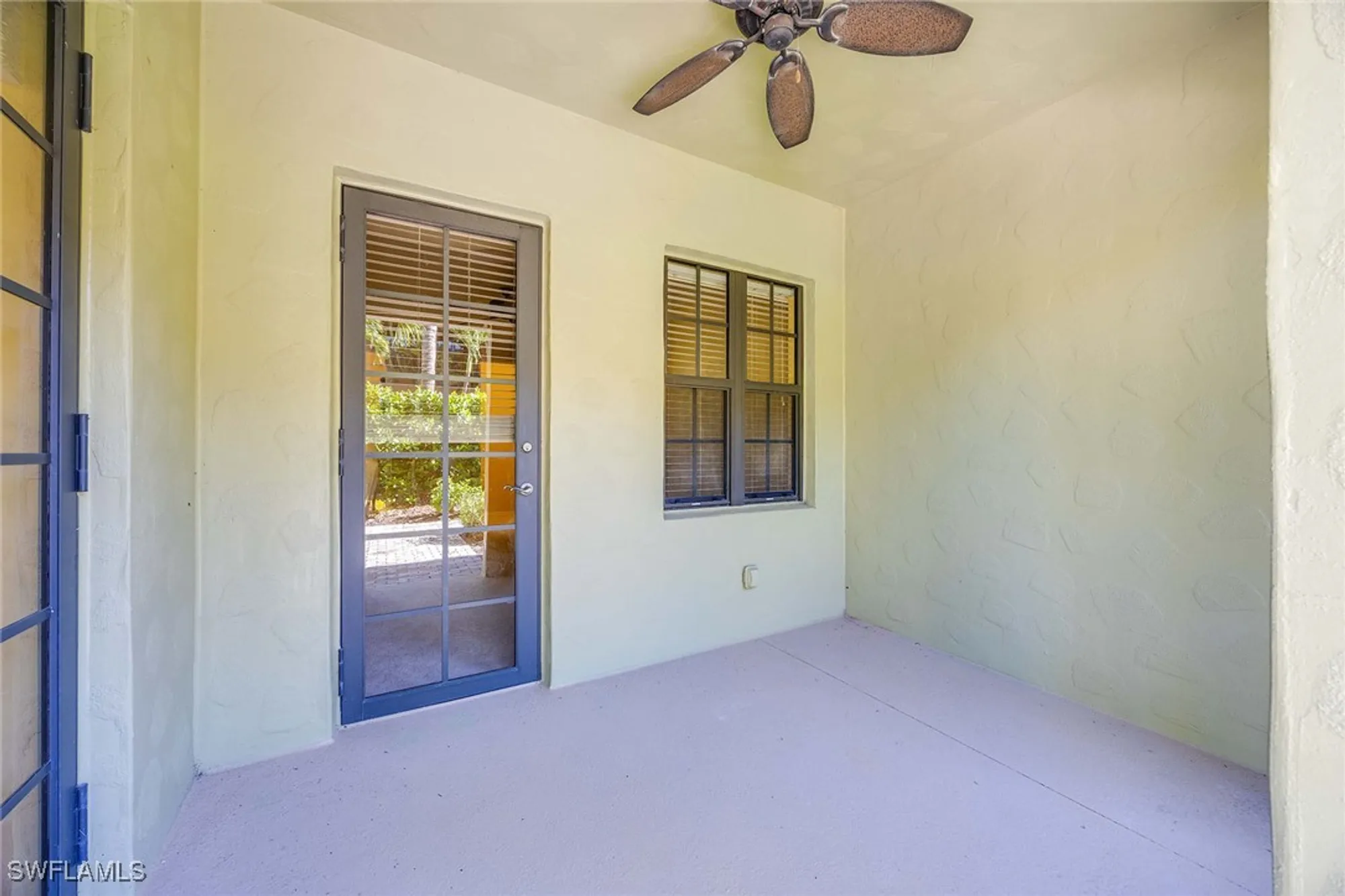 Property Slideshow image 20 of 41 | 9036 alturas st 3603, Naples, FL, 34113