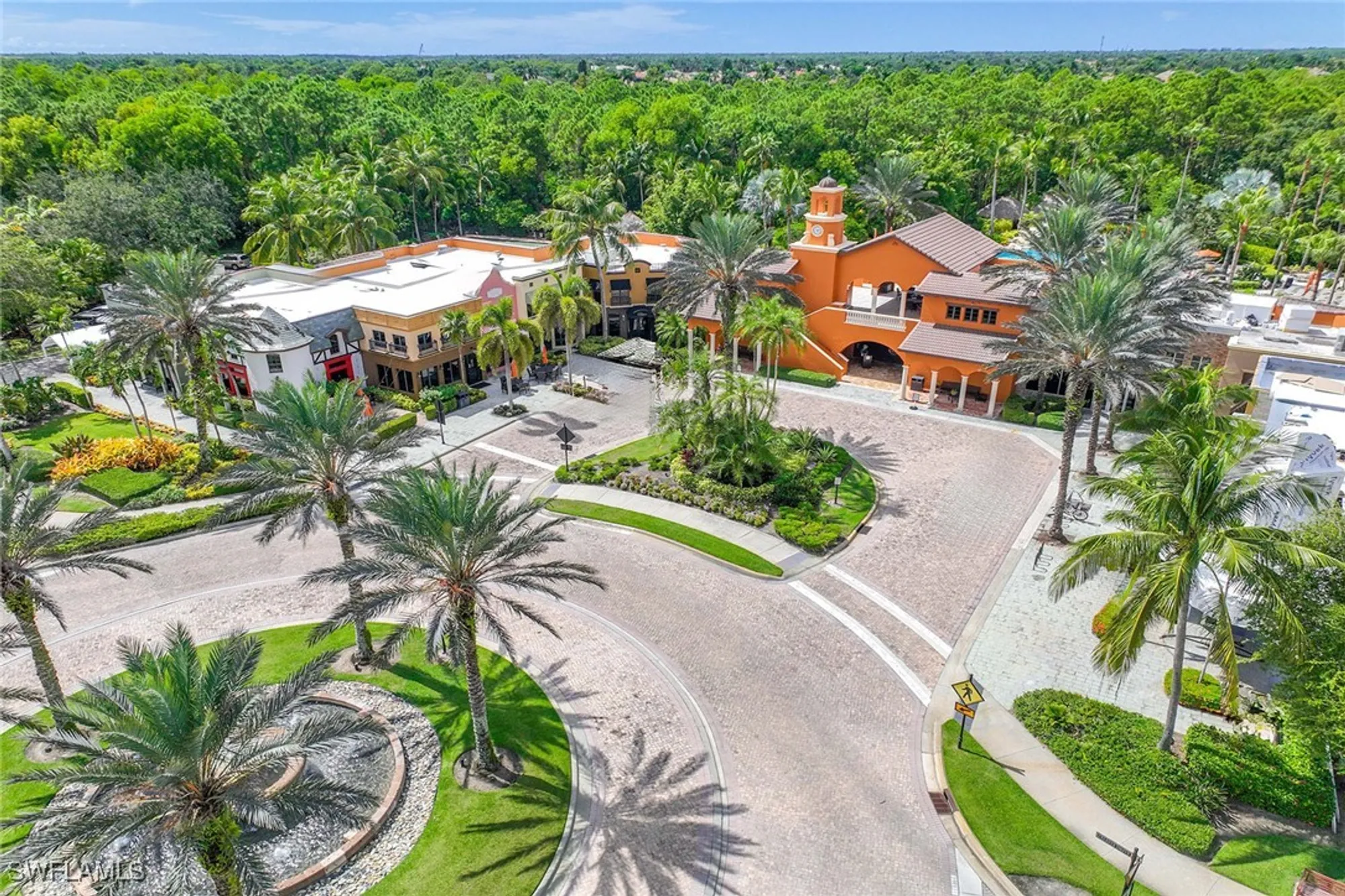 Property Slideshow image 23 of 41 | 9036 alturas st 3603, Naples, FL, 34113