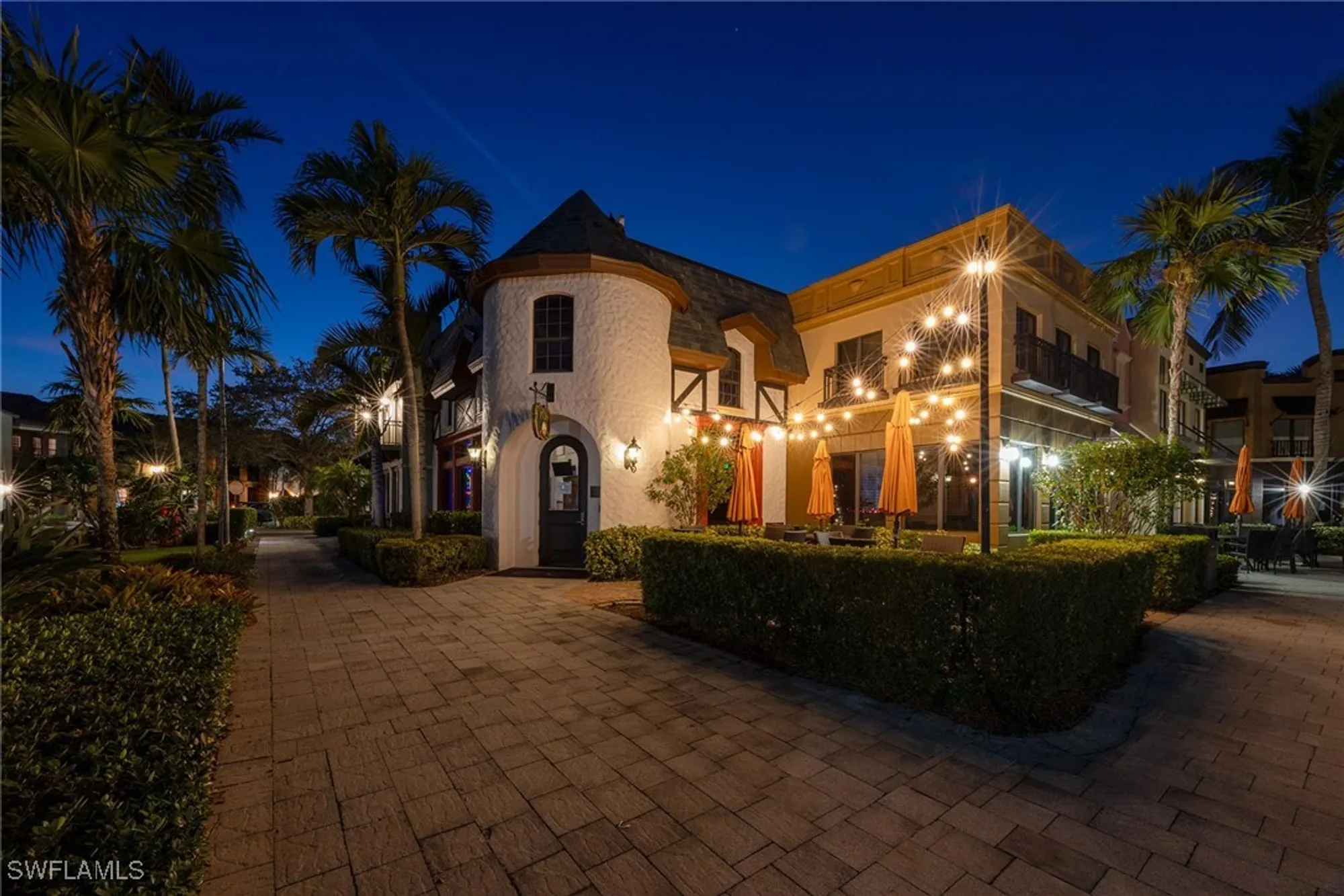 Property Slideshow image 38 of 41 | 9036 alturas st 3603, Naples, FL, 34113