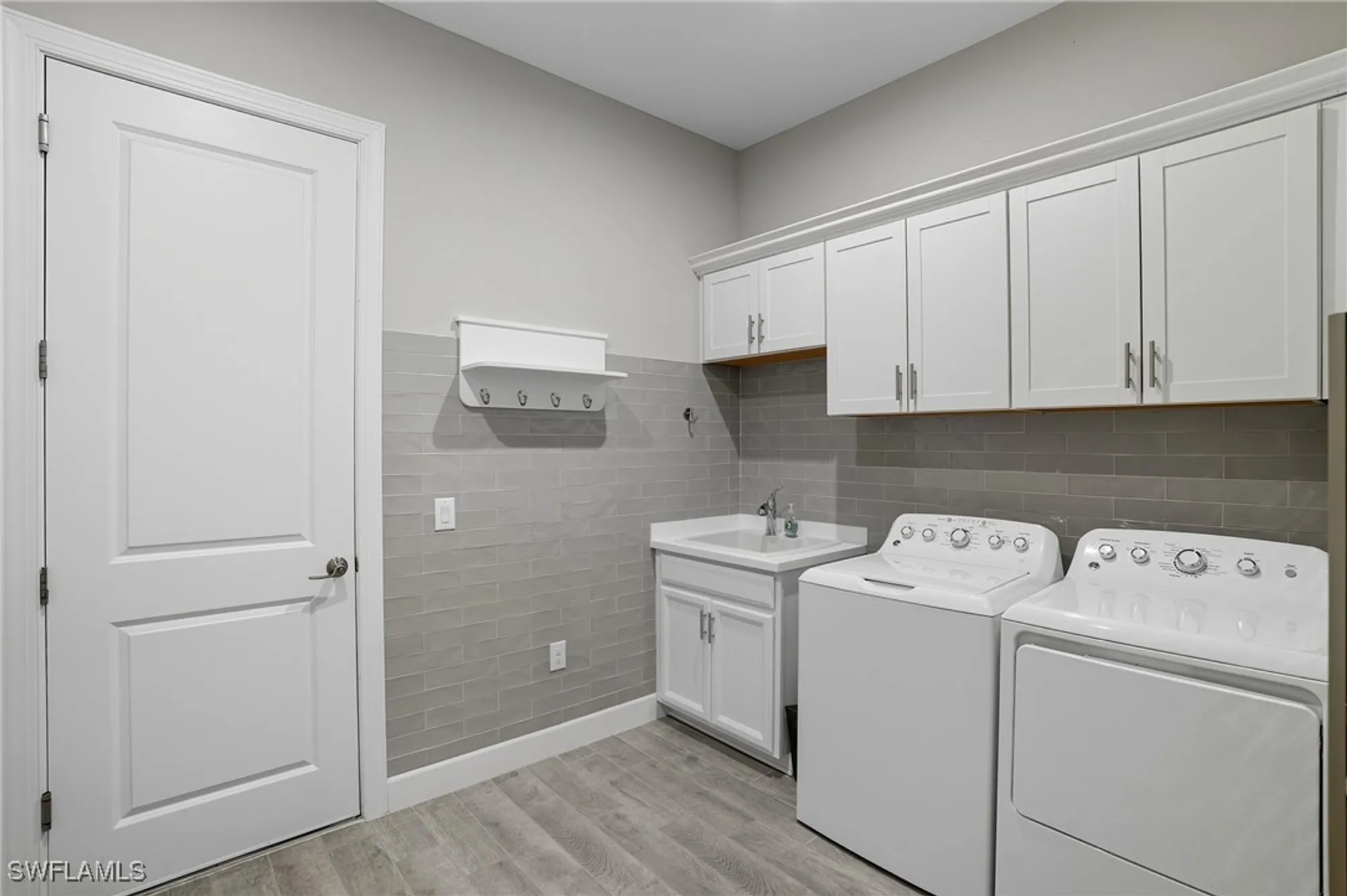 Property Slideshow image 22 of 41 | 15254 arpino ct, Naples, FL, 34114