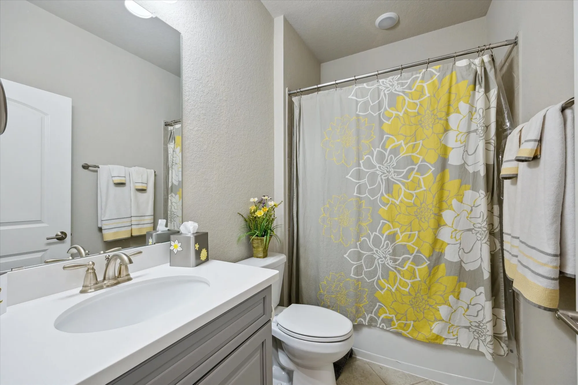 Property Slideshow image 15 of 26 | 5635 ivory cove ln, Fulshear, TX, 77441