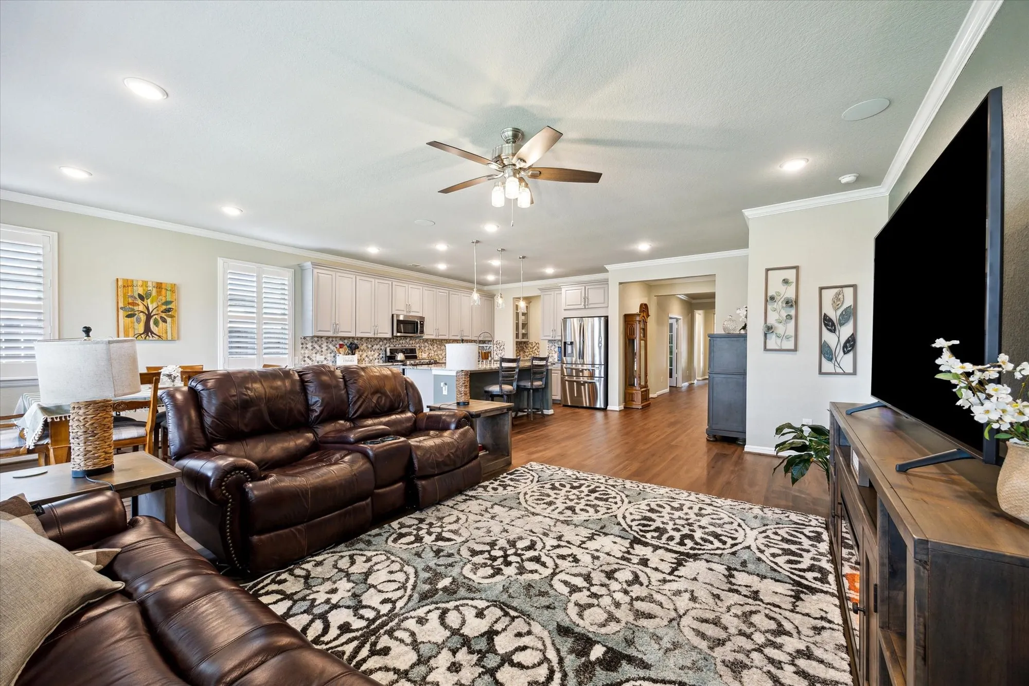 Property Slideshow image 5 of 26 | 5635 ivory cove ln, Fulshear, TX, 77441