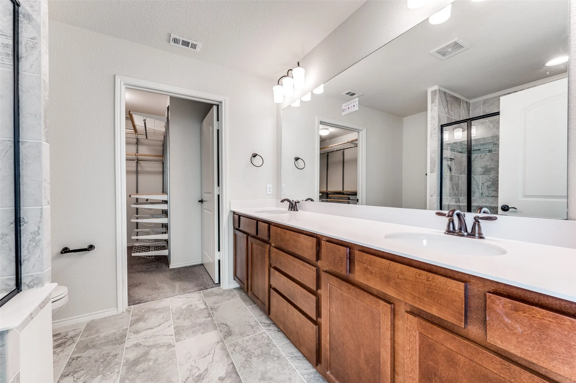 Property Slideshow image 15 of 25 | 7613 heritage dr, Aubrey, TX, 76227