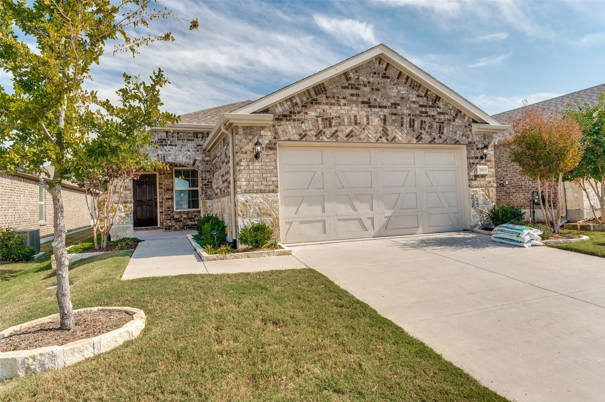 Property Slideshow image 1 of 25 | 7613 heritage dr, Aubrey, TX, 76227
