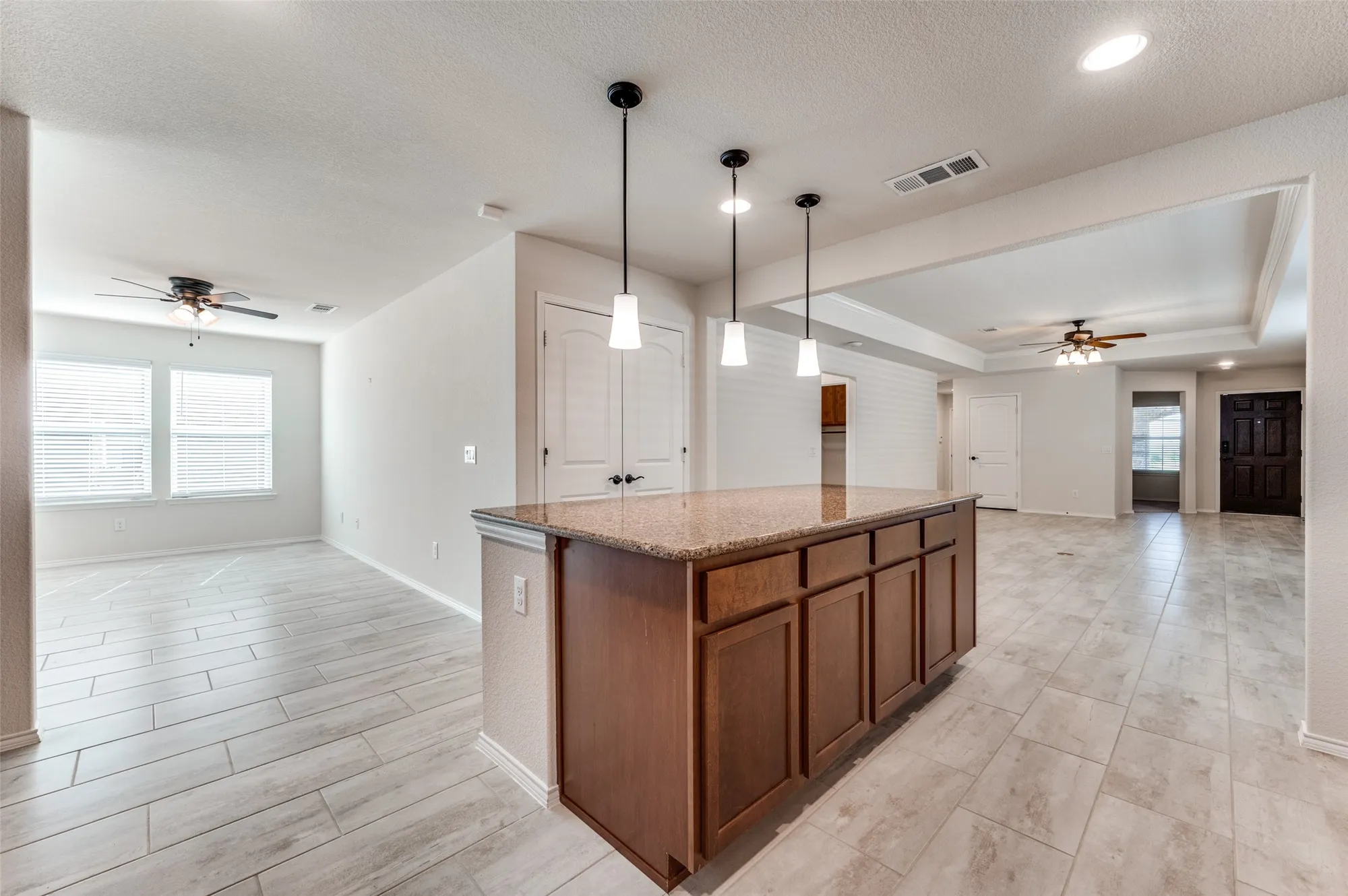 Property Slideshow image 6 of 25 | 7613 heritage dr, Aubrey, TX, 76227