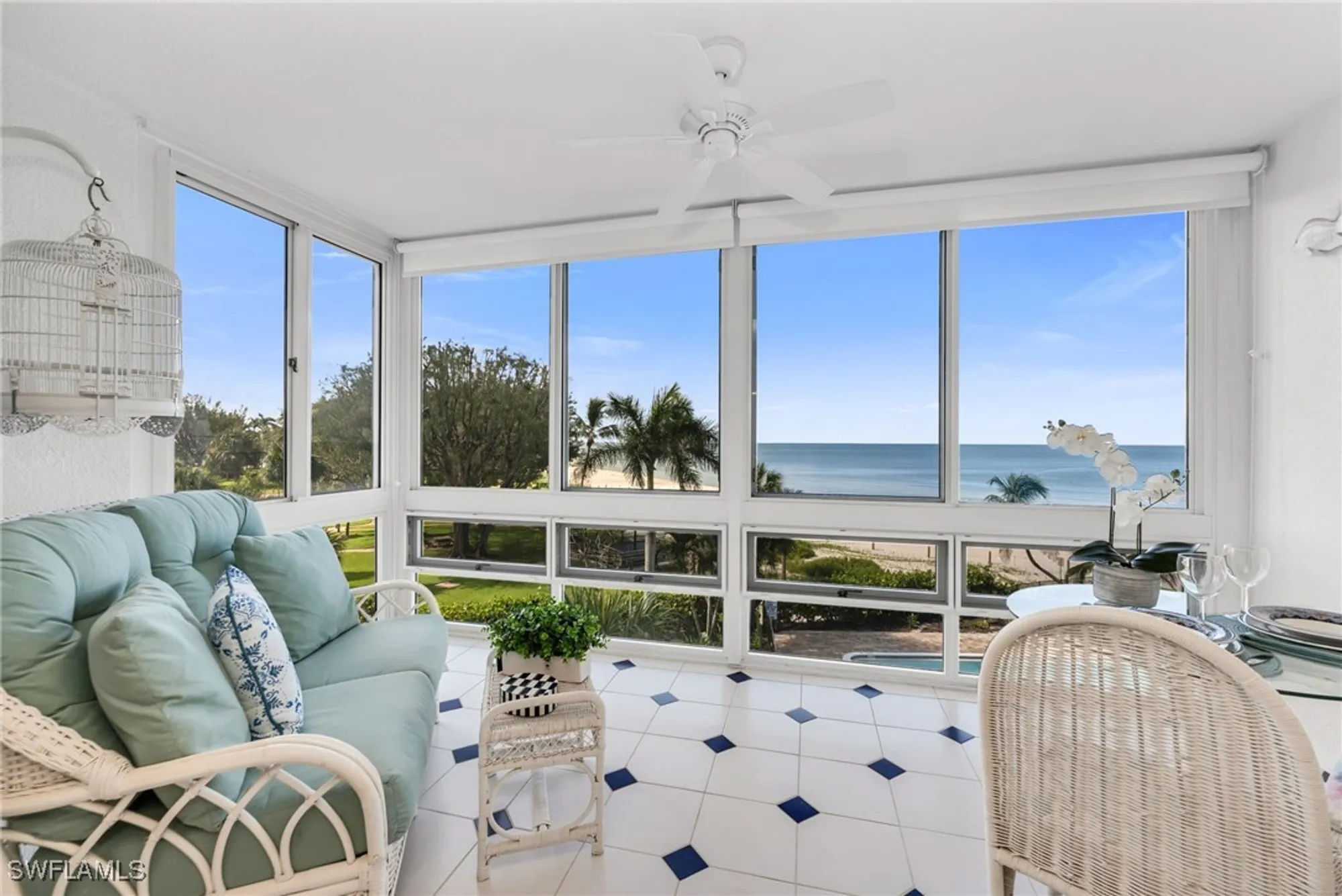 Property Slideshow image 3 of 25 | 2121 gulf shore blvd 305, Naples, FL, 34102