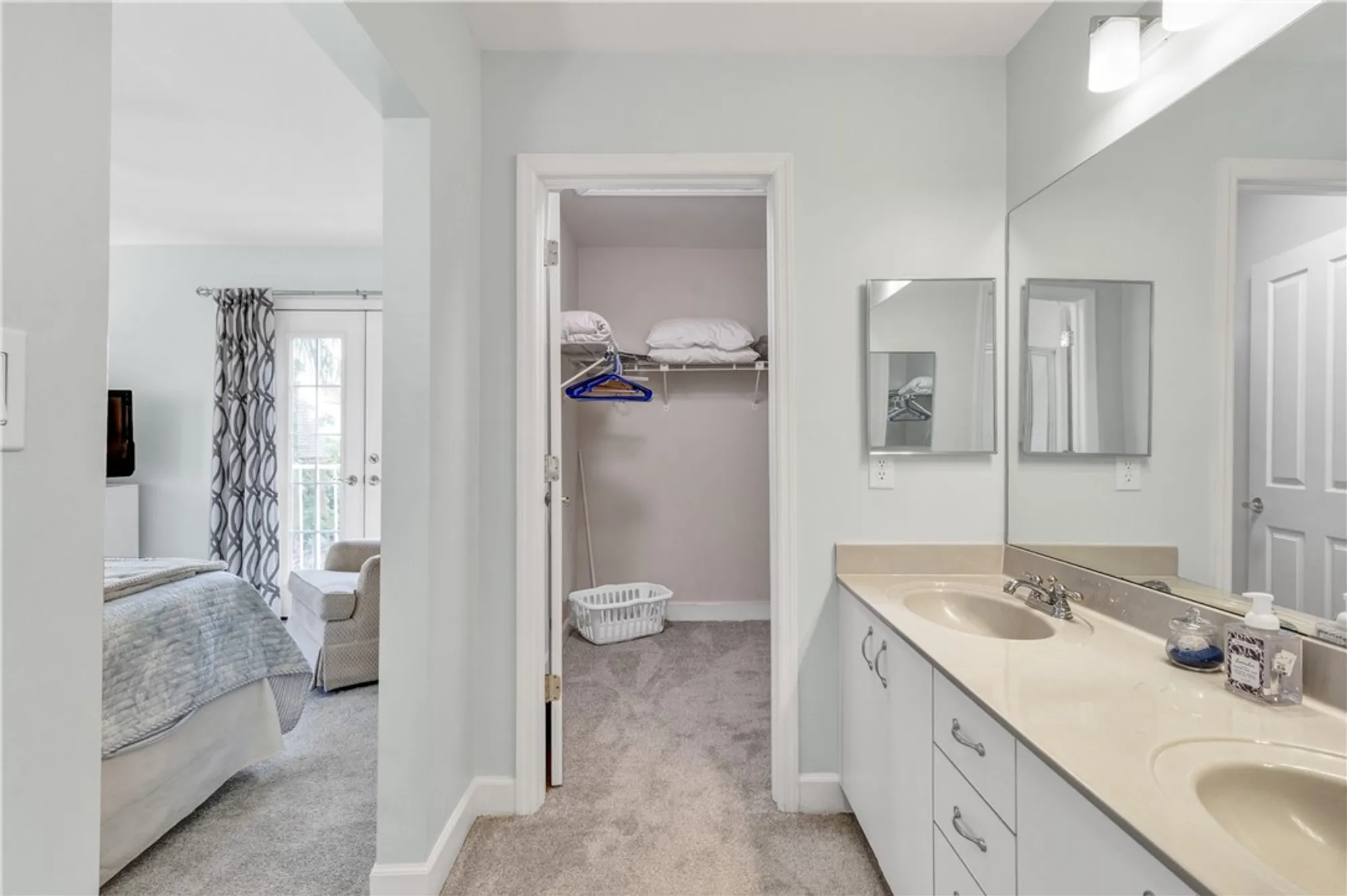 Property Slideshow image 18 of 30 | 4928 wood duck cir, Vero Beach, FL, 32967