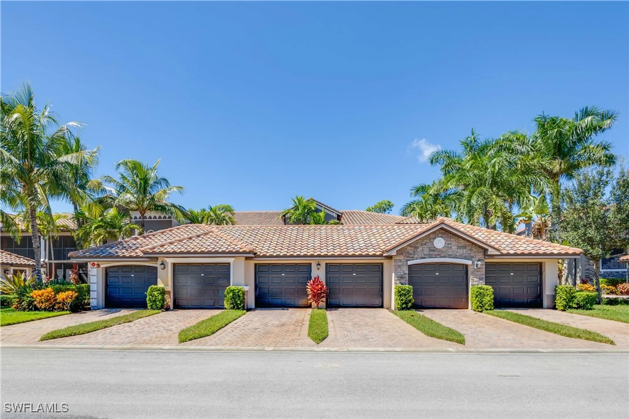 Property Slideshow image 23 of 39 | 9832 venezia cir unit 1025, Naples, FL, 34113